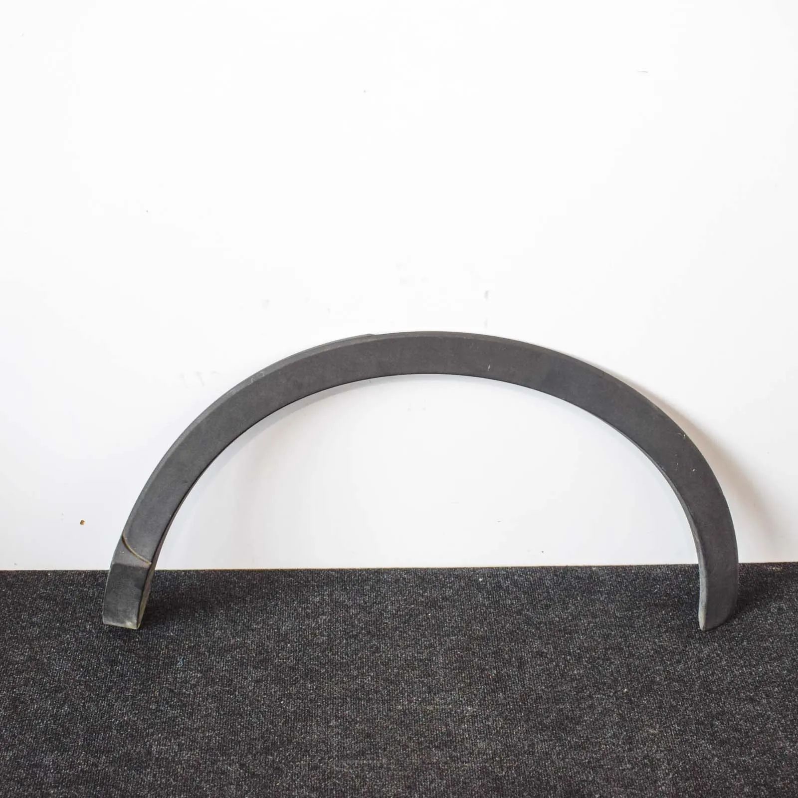 Audi Q3 (8U) Wheel arch trim — rear left Wheel arch trim — rear left — AUDI Q3 (8U) (201...