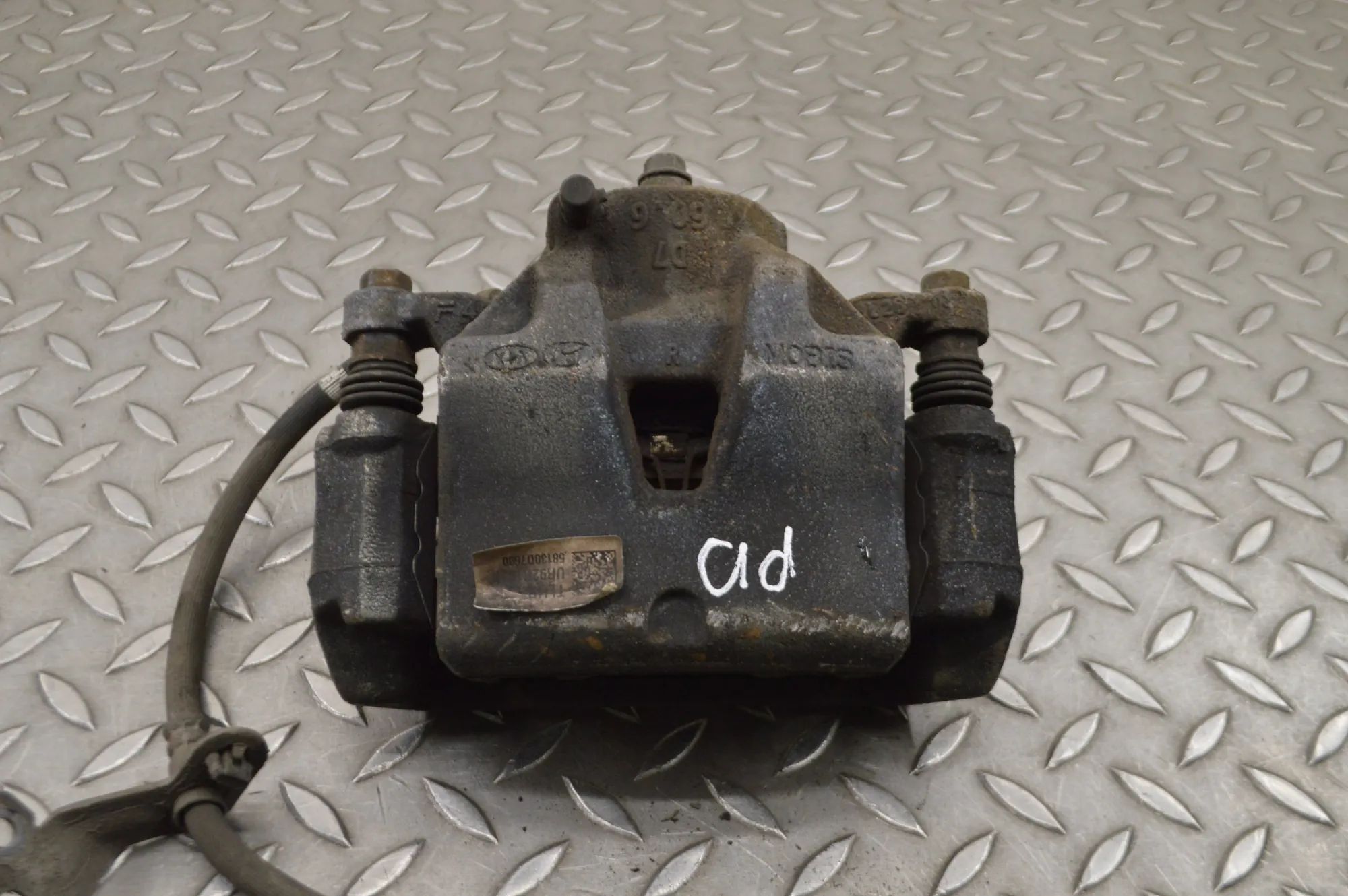 Hyundai Tucson Brake caliper — front right Brake caliper — front right — HYUNDAI TUCSON (T...