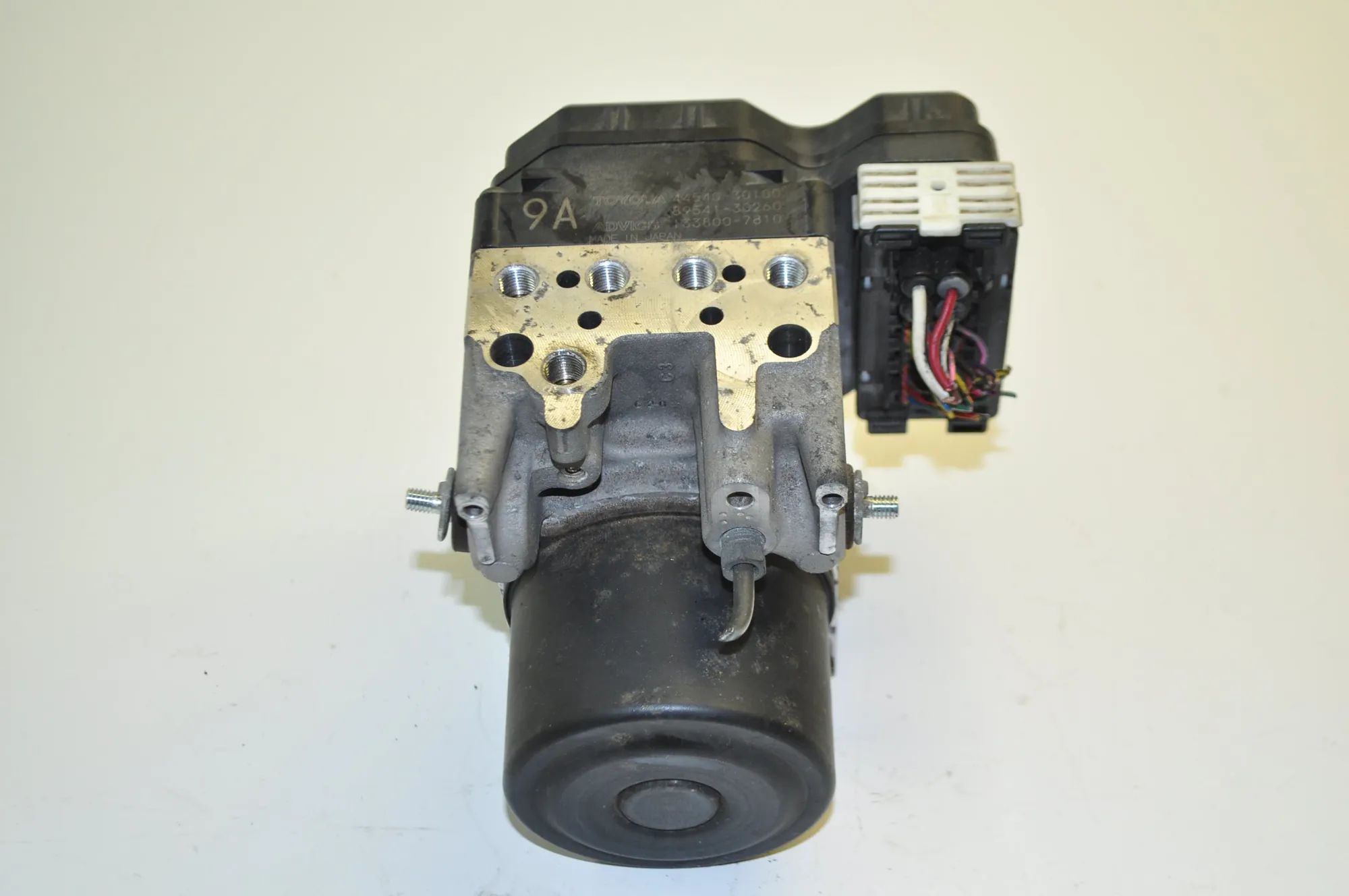 Lexus GS ABS Hydraulipumppu ABS Pump — LEXUS GS (III GRS19_, UZS19_, URS19_...