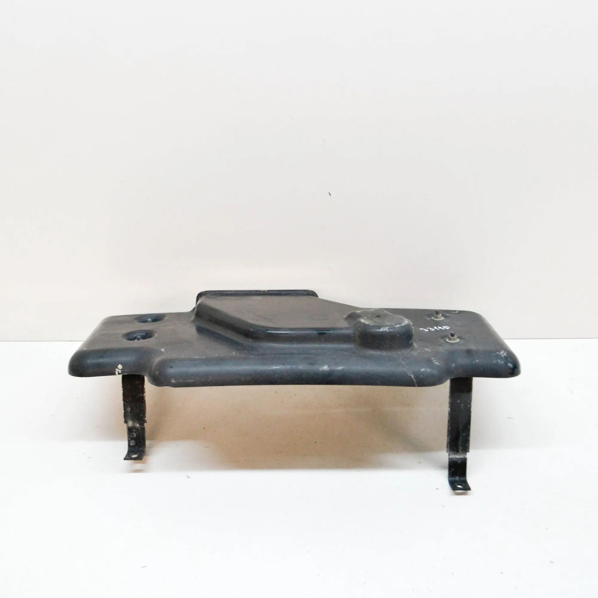 Dodge Ram Fuel tank support Fuel tank support — DODGE RAM (1500 Pick-up DJ,...