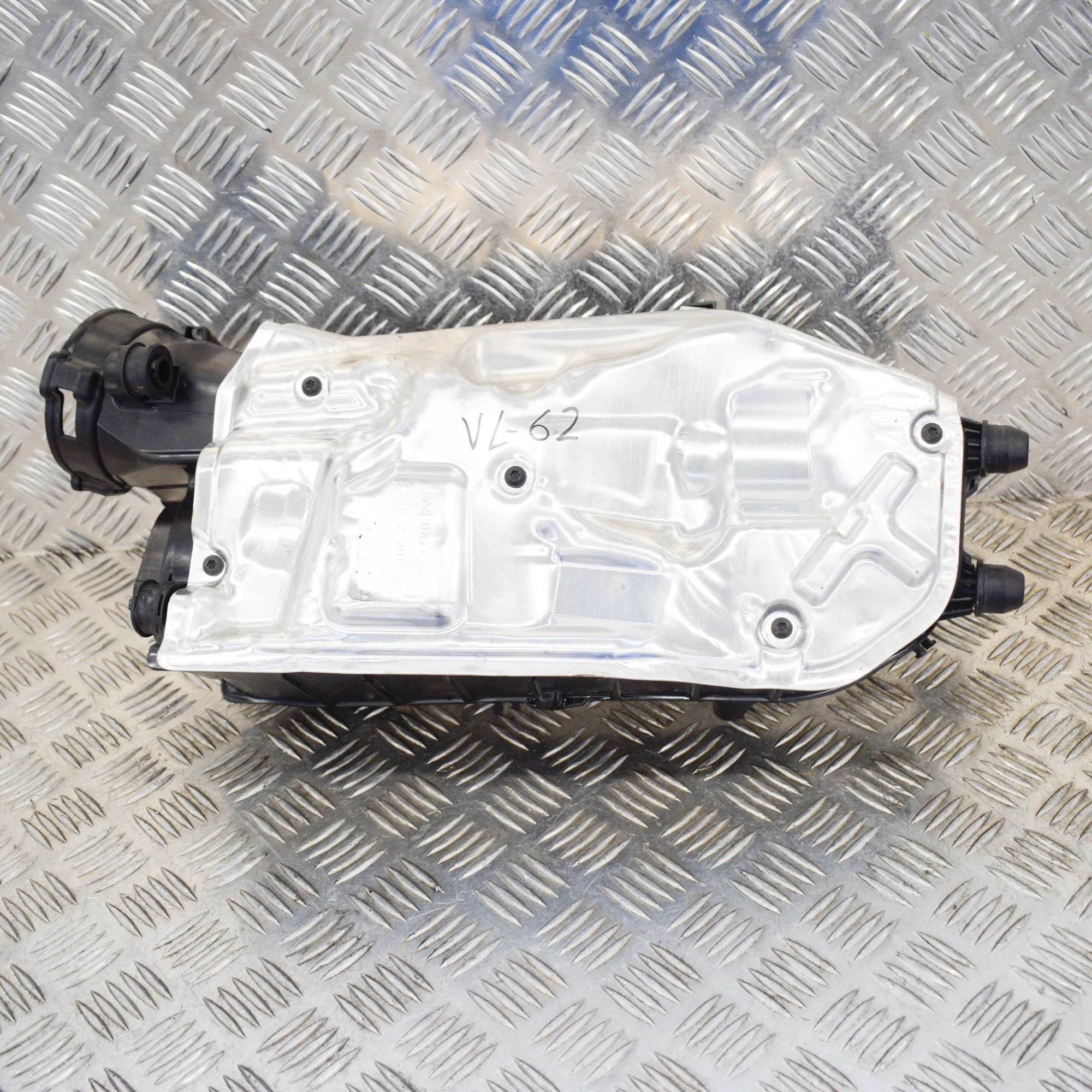Mercedes-Benz GLC (X253) Air filter box