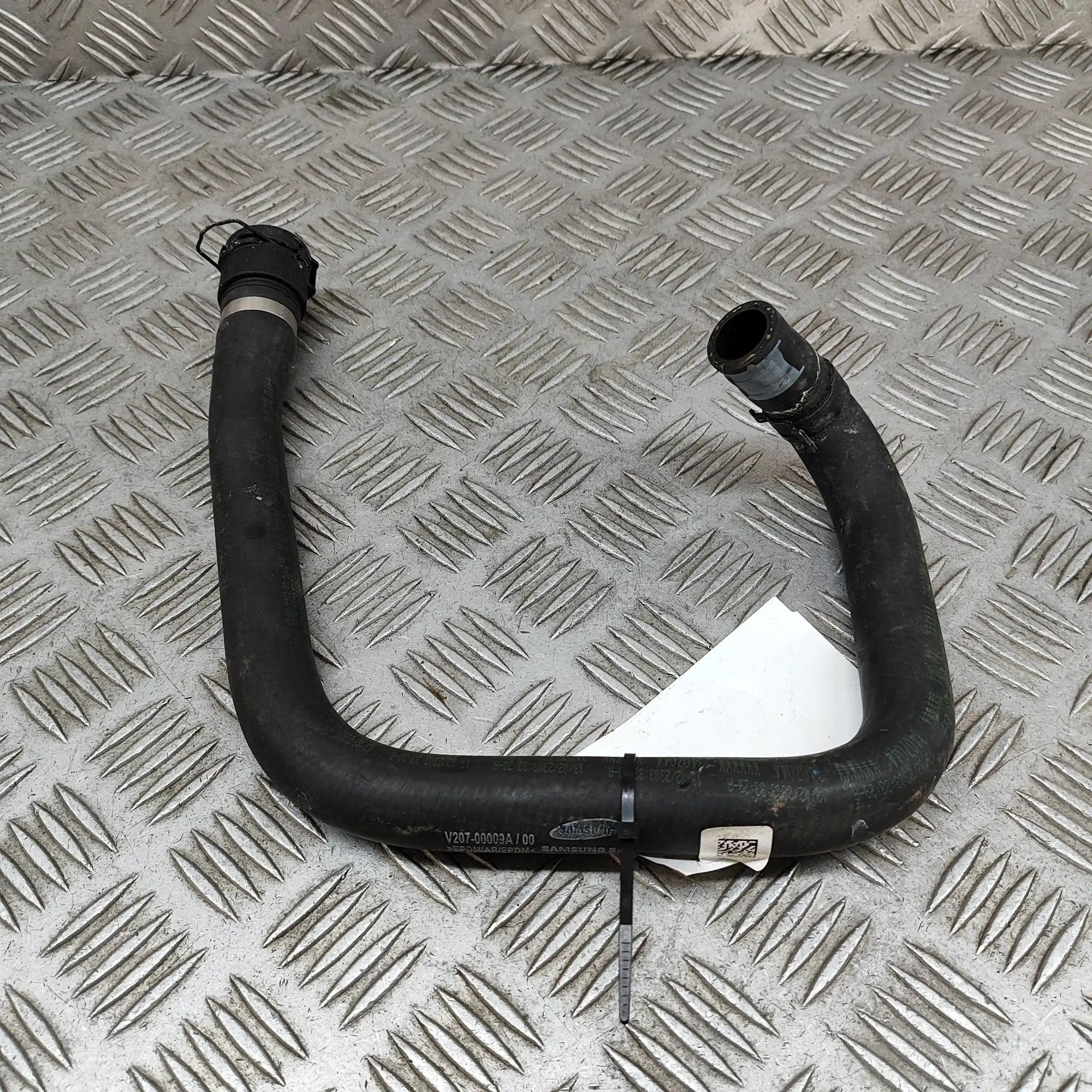 Porsche Cayenne Шланг системы охлаждения Coolant hose — PORSCHE CAYENNE (9Y0/9Y3) (2018-...