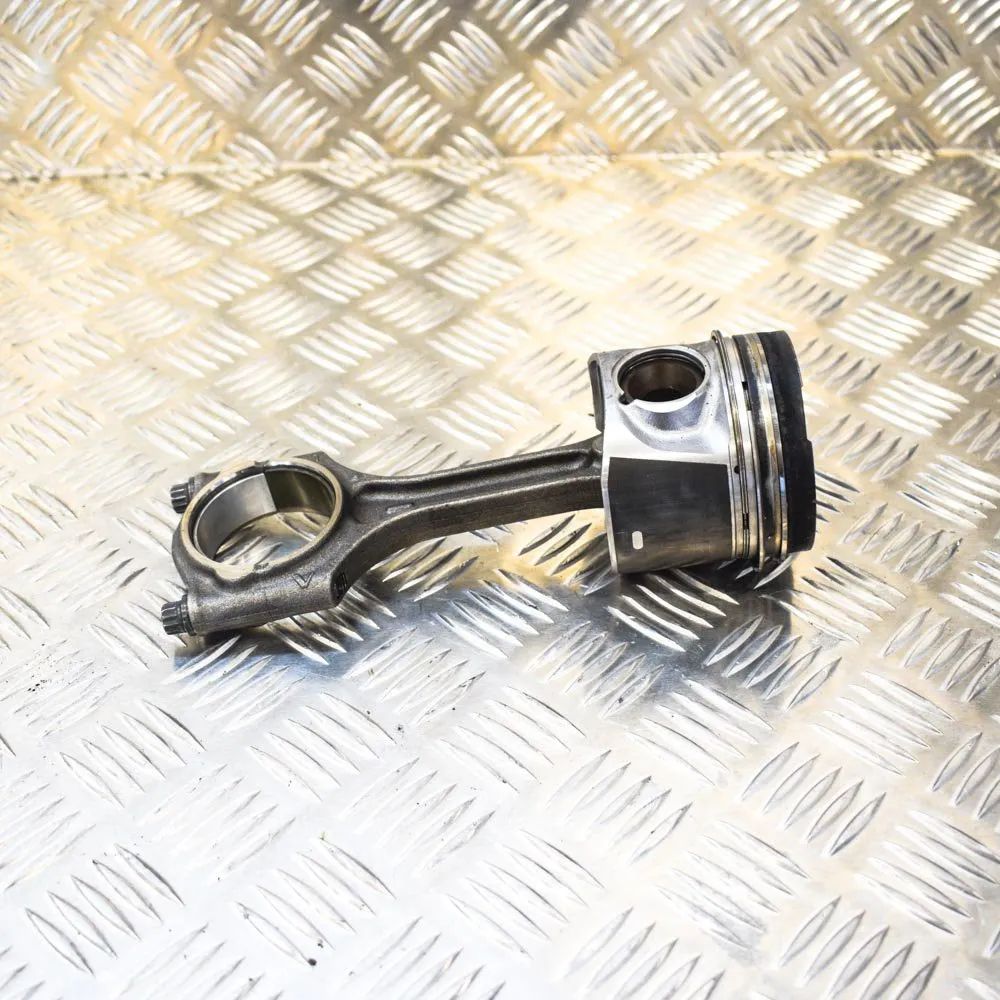 Volvo V70 Piston Piston — VOLVO V70 (III BW) (2007-2016) — 86315...