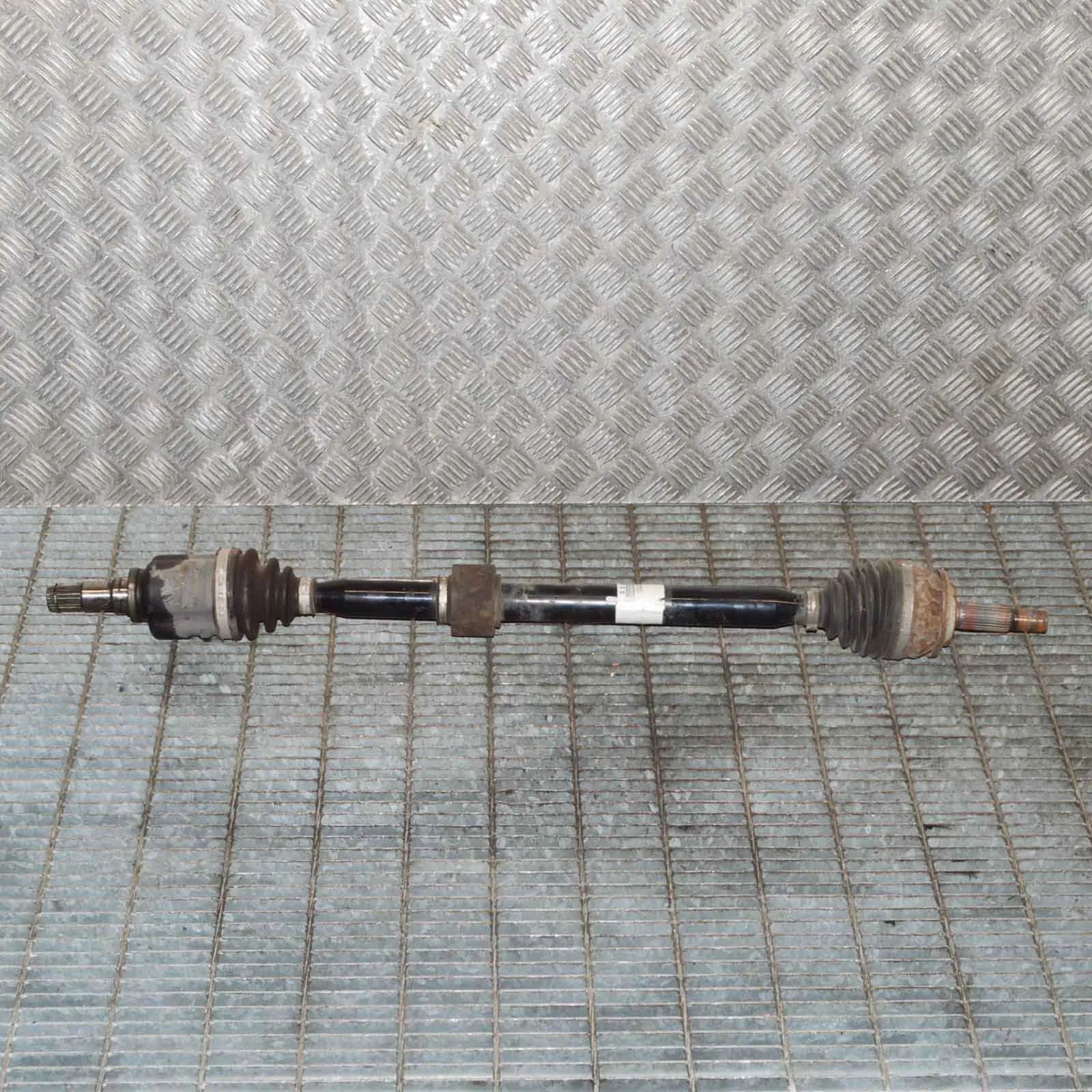 Toyota Auris Front Right Driveshaft Front Right Driveshaft — TOYOTA AURIS (TOURING ...
