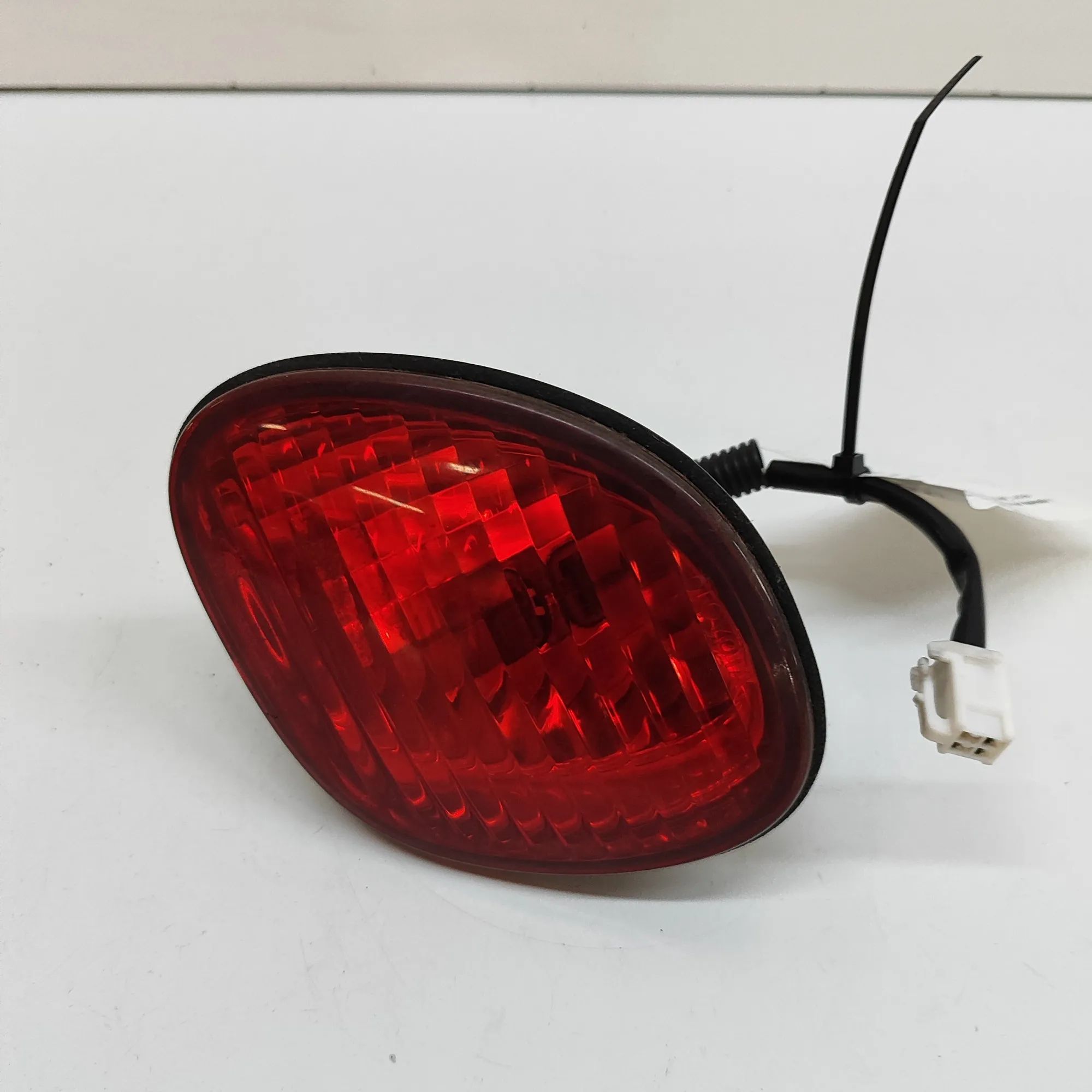 Lexus GS Rear Right Fog Light Rear Right Fog Light — LEXUS GS (JZS160_, UZS16...