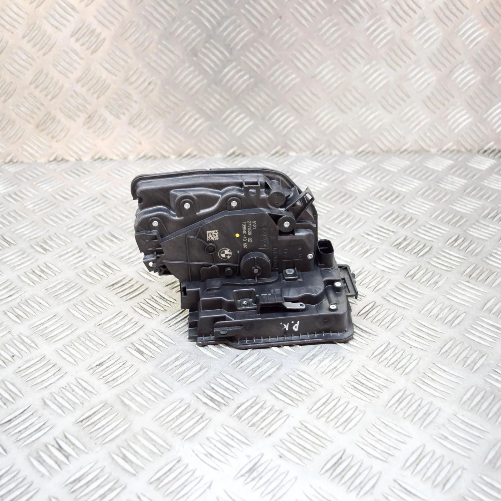 BMW X4 (F26) Door lock — front left Door lock — front left — BMW X4 (G02, F98) (201...