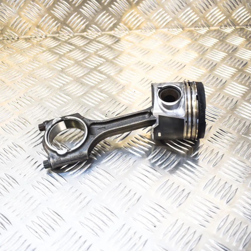 Volvo V70 Piston Piston — VOLVO V70 (III BW) (2007-2016) — 86315...