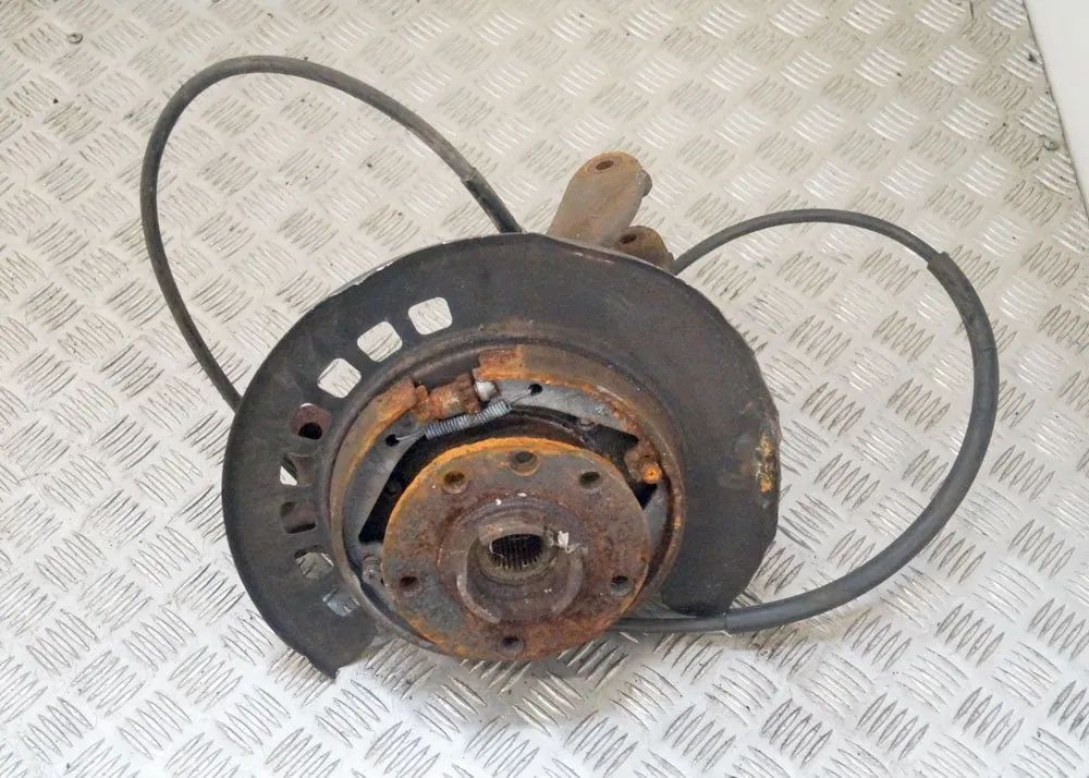 Porsche Cayenne Rear Left Wheel Hub Spindle Rear Left Wheel Hub Spindle — PORSCHE CAYENNE (...