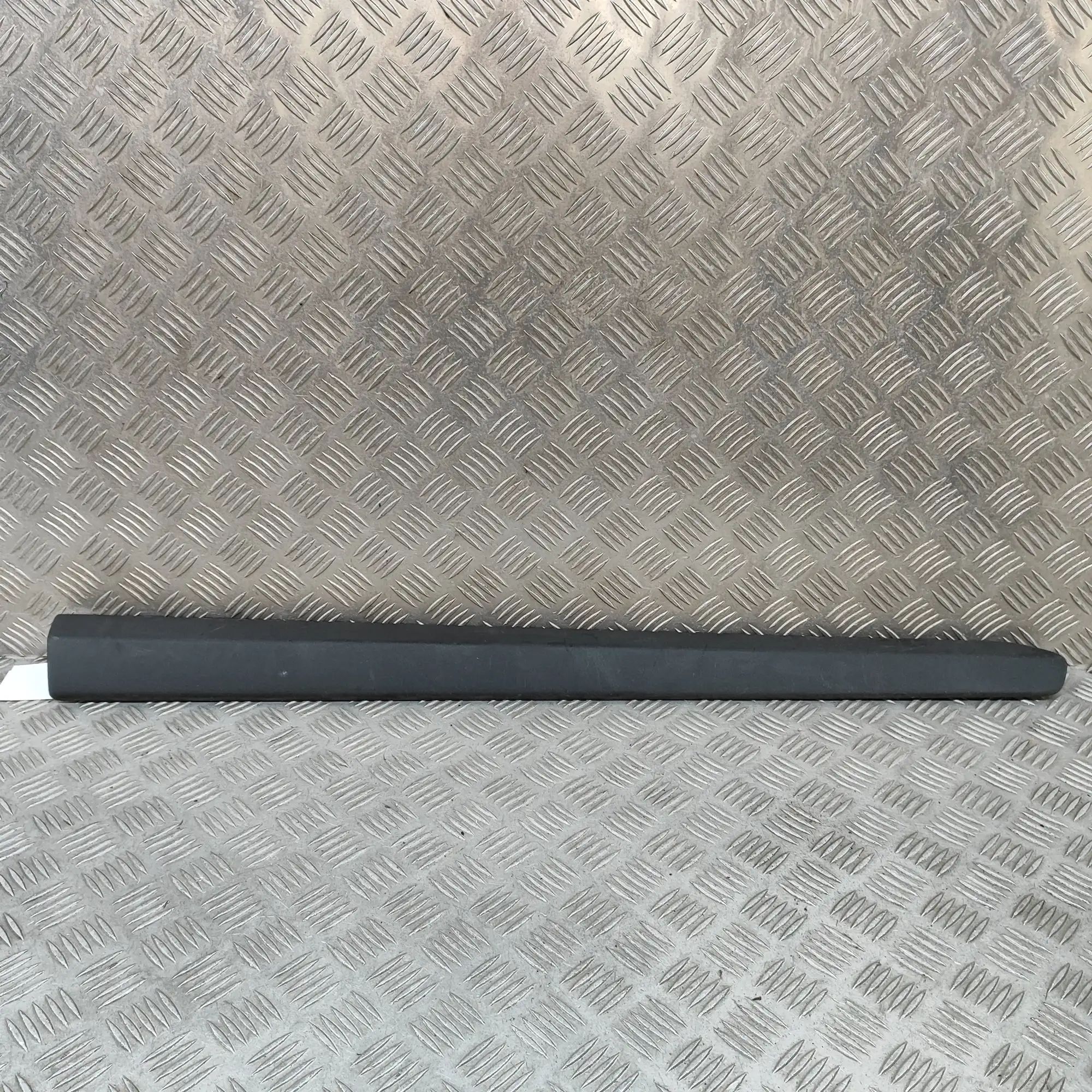 Fiat Doblo (263) Door moulding — front right Door moulding — front right — FIAT DOBLO (MPV 2...