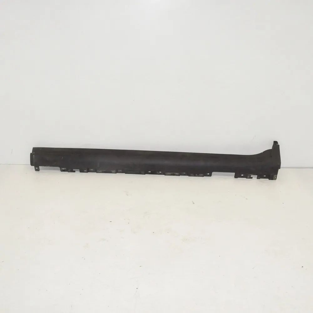 BMW X4 (F26) Left Side Plastic Sideskirt Cover Left Side Plastic Sideskirt Cover — BMW X4 (F26...