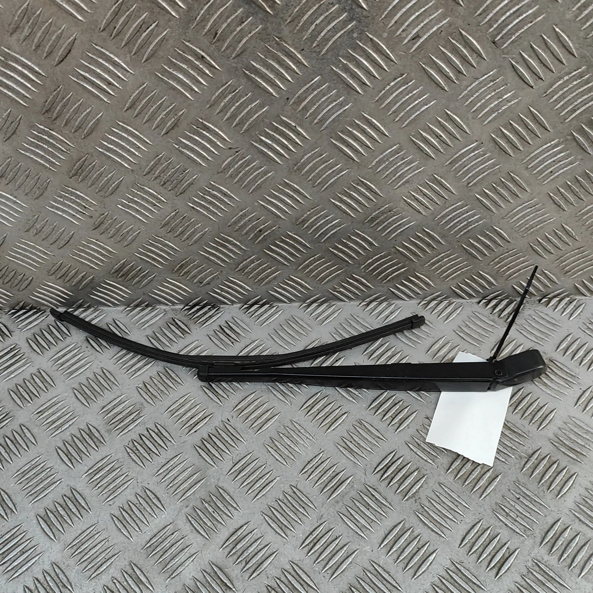 Porsche Panamera Window wiper arm — rear Window wiper arm — rear — PORSCHE PANAMERA (970...