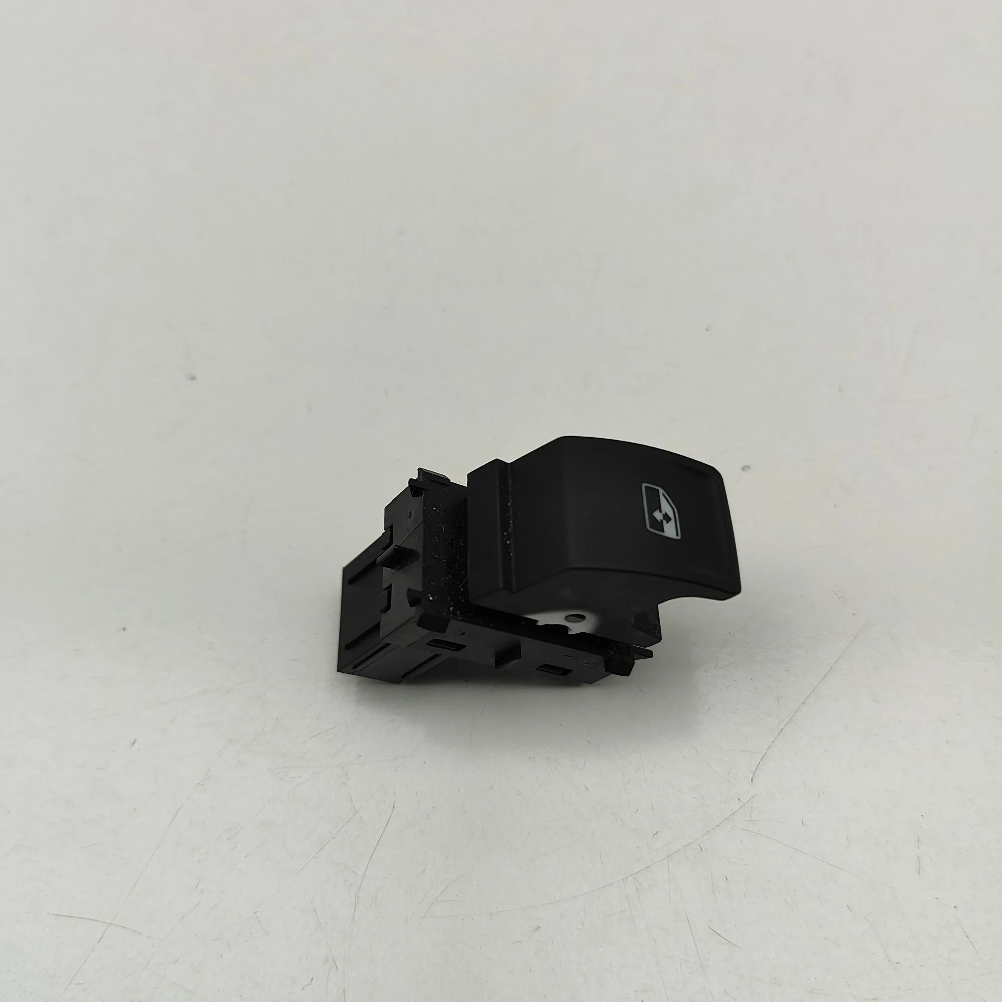 Skoda Karoq Door window switch — front left Door window switch — front left — SKODA KAROQ (...