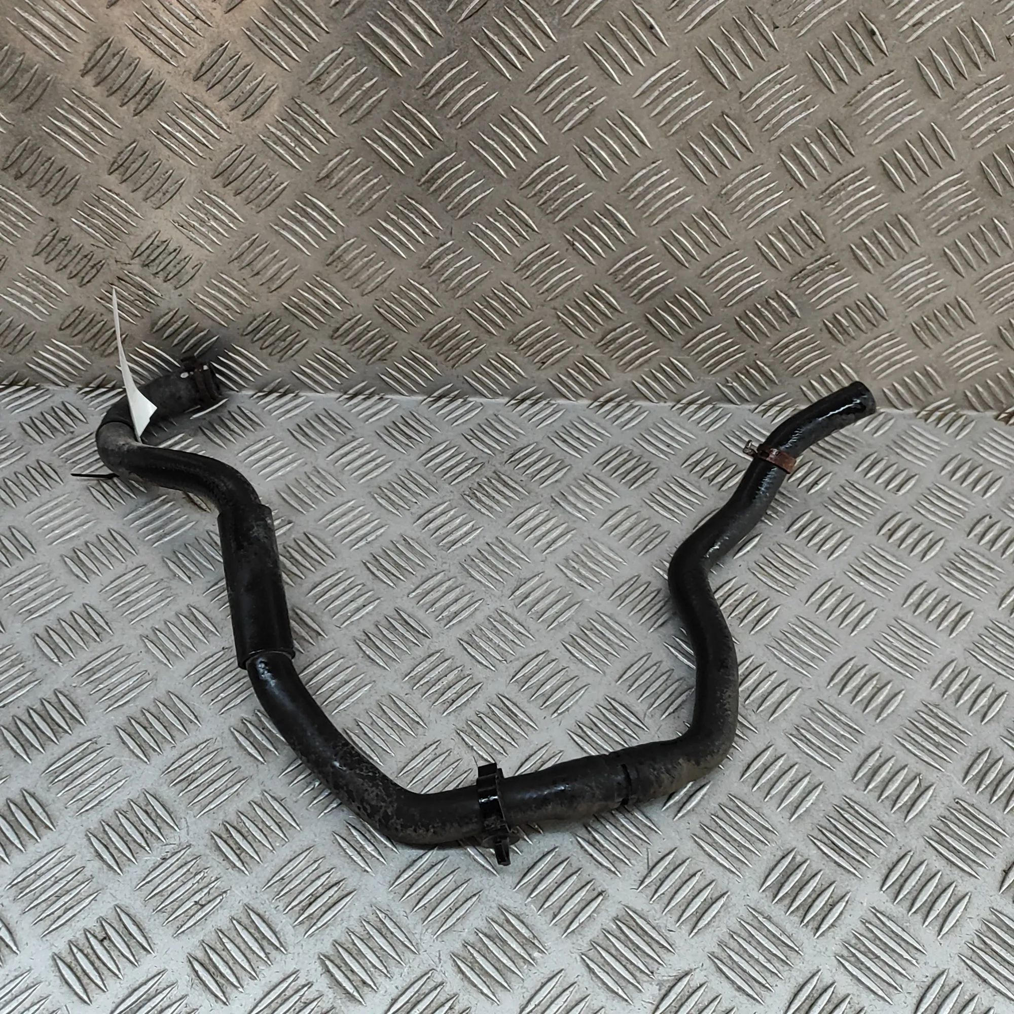 Toyota RAV4 (XA40) Jäähdytysnesteletku Coolant hose — TOYOTA RAV (4 V A5, H5) (2020-.....