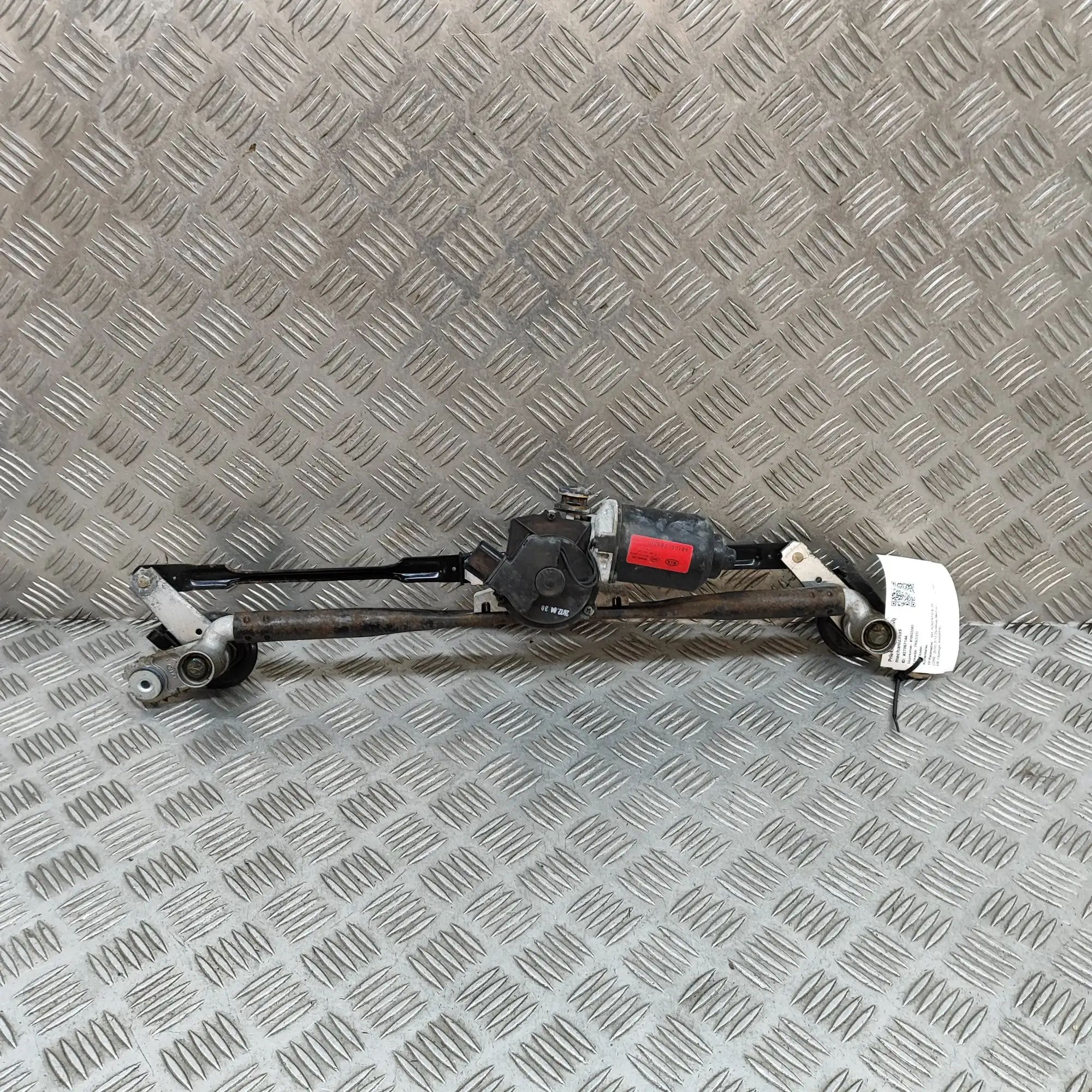 Kia Sorento Front Windshield Wiper Mechanism Front Windshield Wiper Mechanism — KIA SORENTO ...