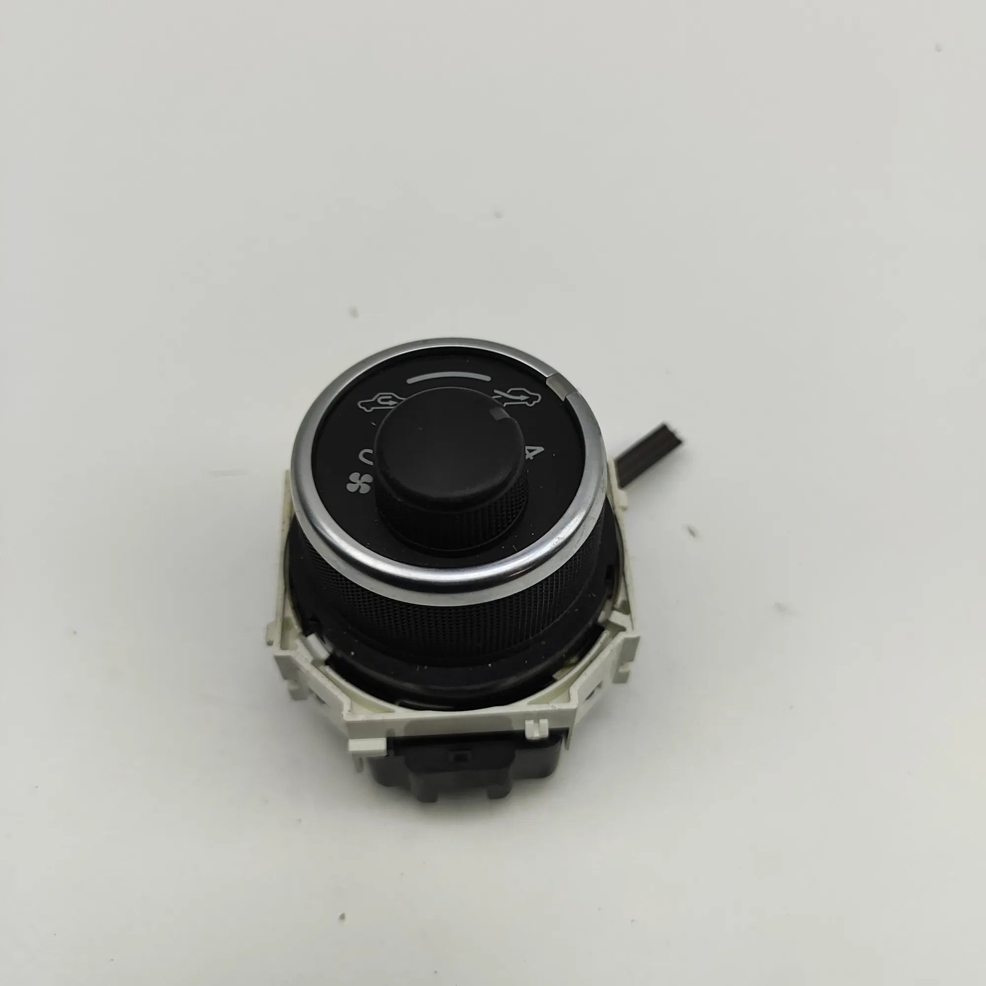 Toyota Yaris Climate control unit