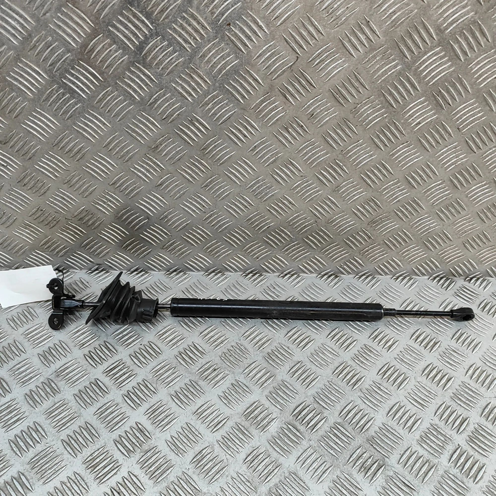 Porsche Panamera Door check strap — front left Door check strap — front left — PORSCHE PANAMER...