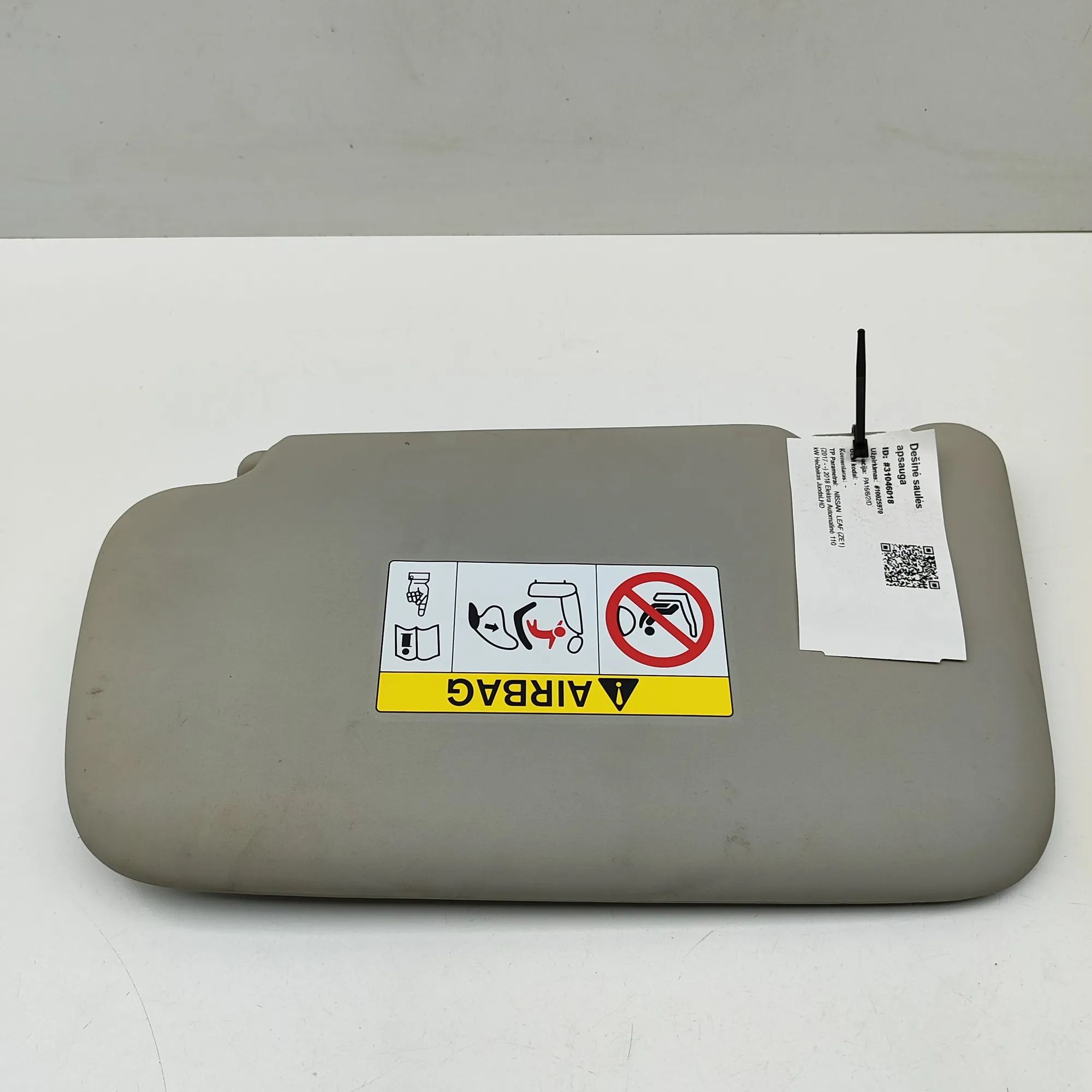 Nissan Leaf Sun visor — right Sun visor — right — NISSAN LEAF (ZE1) (2017-......
