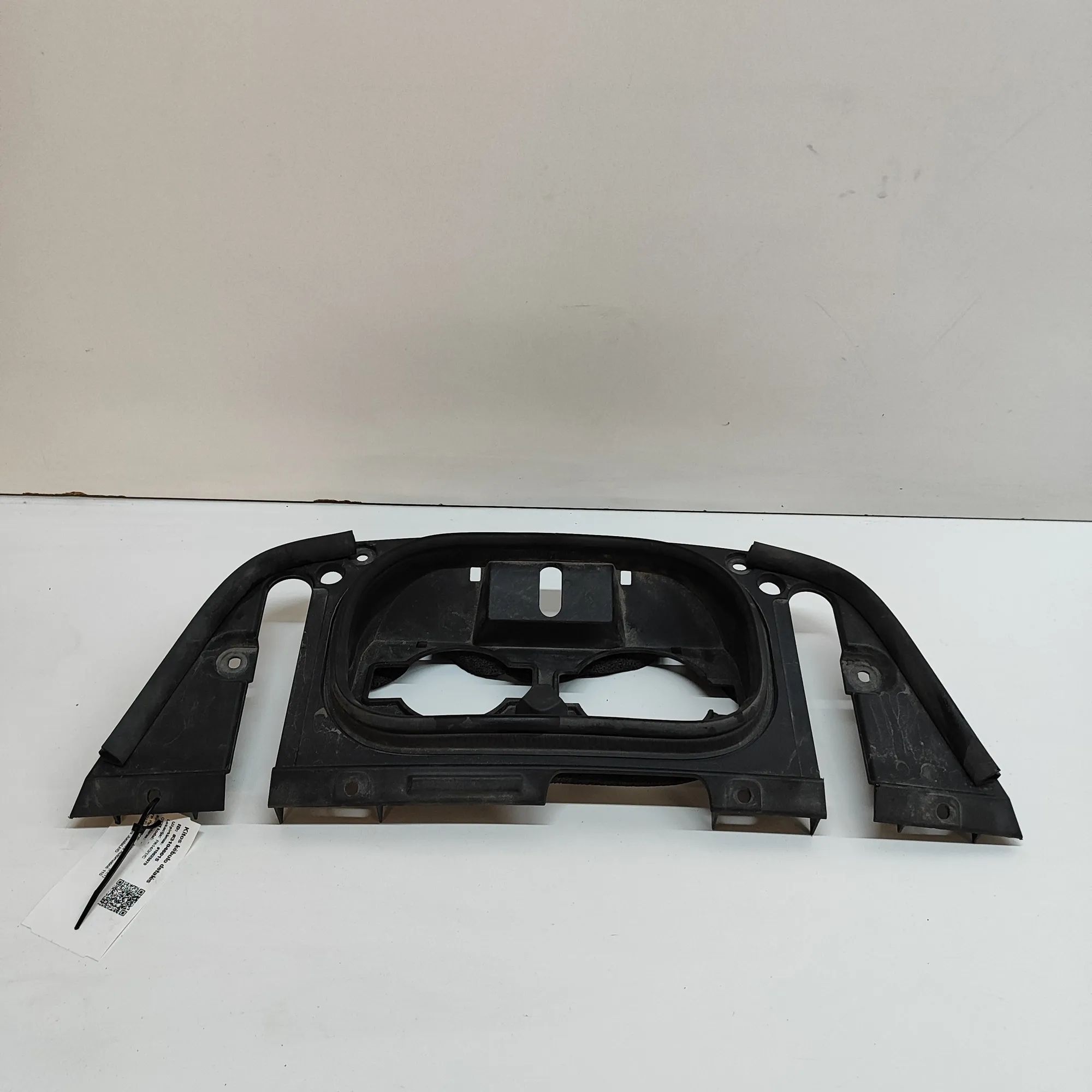 Nissan Leaf Other Body Parts Other Body Parts — NISSAN LEAF (ZE1) (2017-...)...