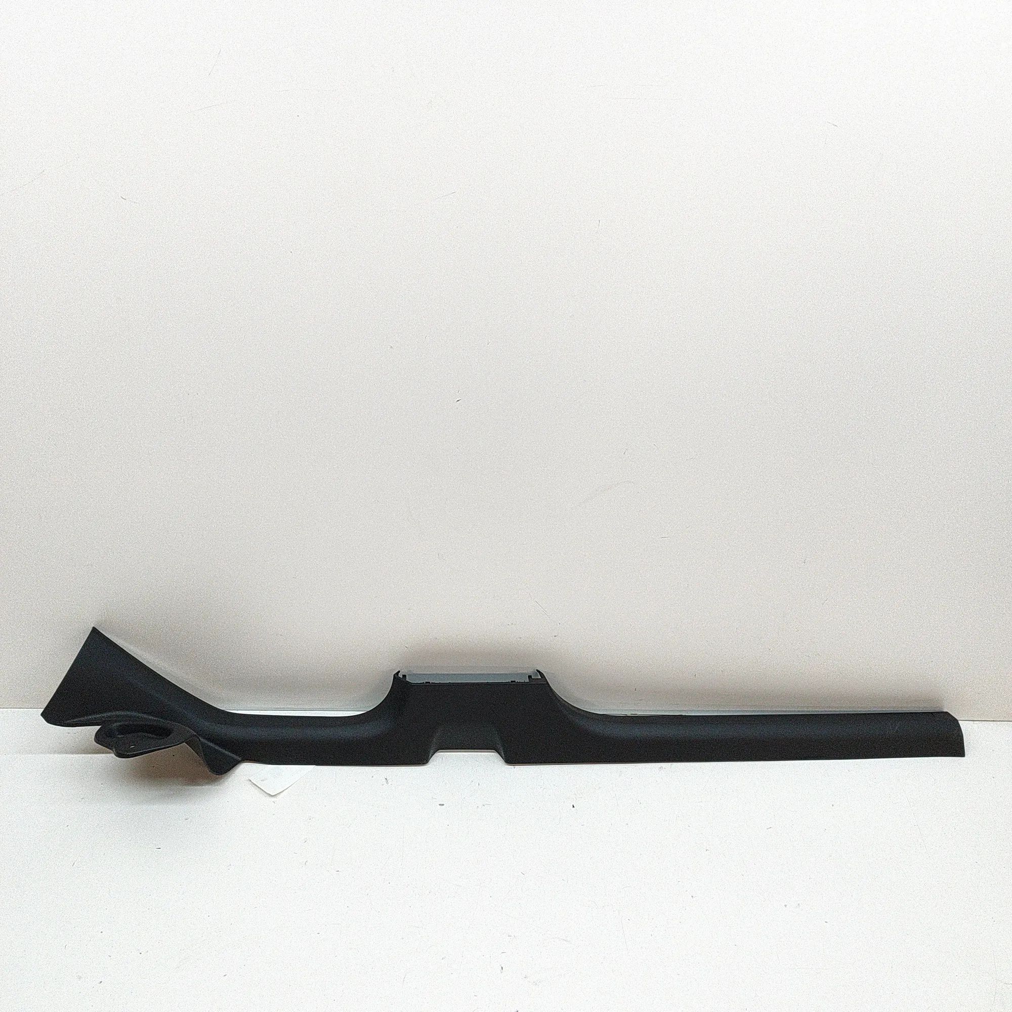 Volkswagen T-Roc Interior sill trim — front left Interior sill trim — front left — VW T-ROC (A11...