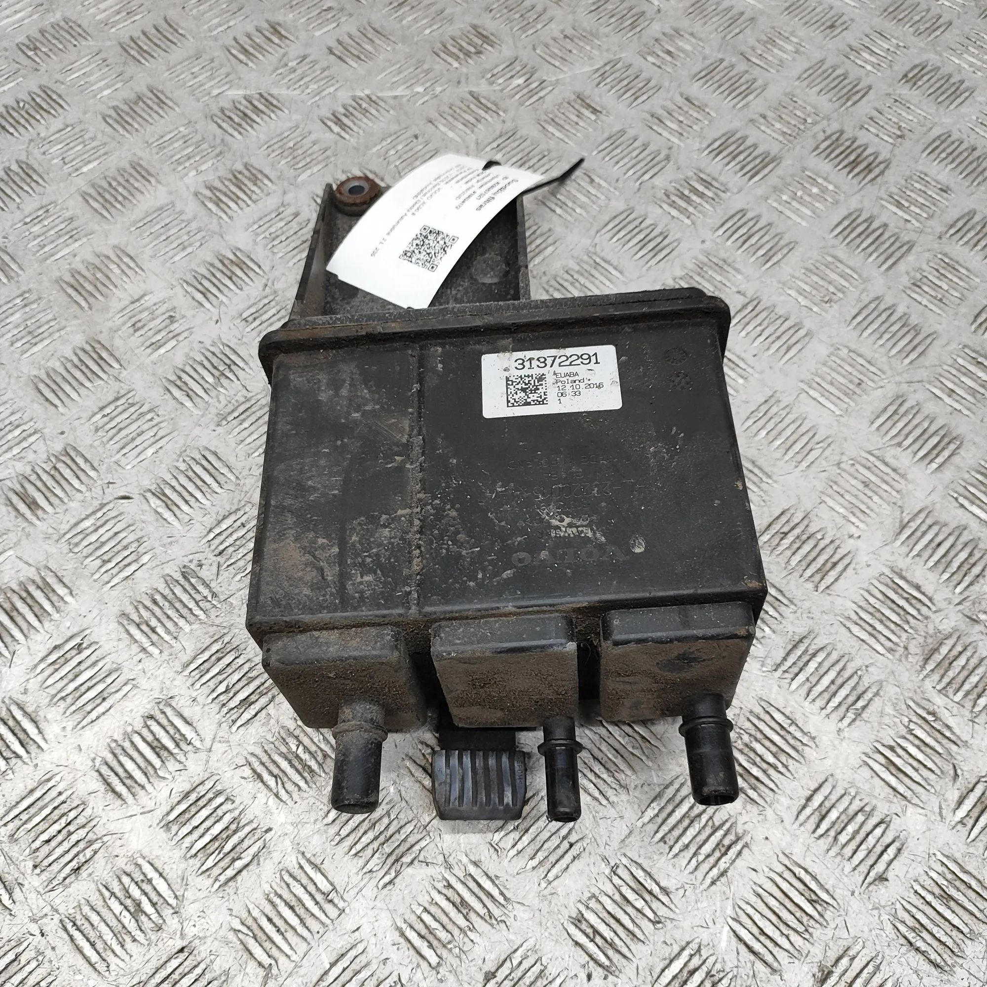 Volvo XC90 Activated charcoal canister Activated charcoal canister — VOLVO XC90 (II) (...