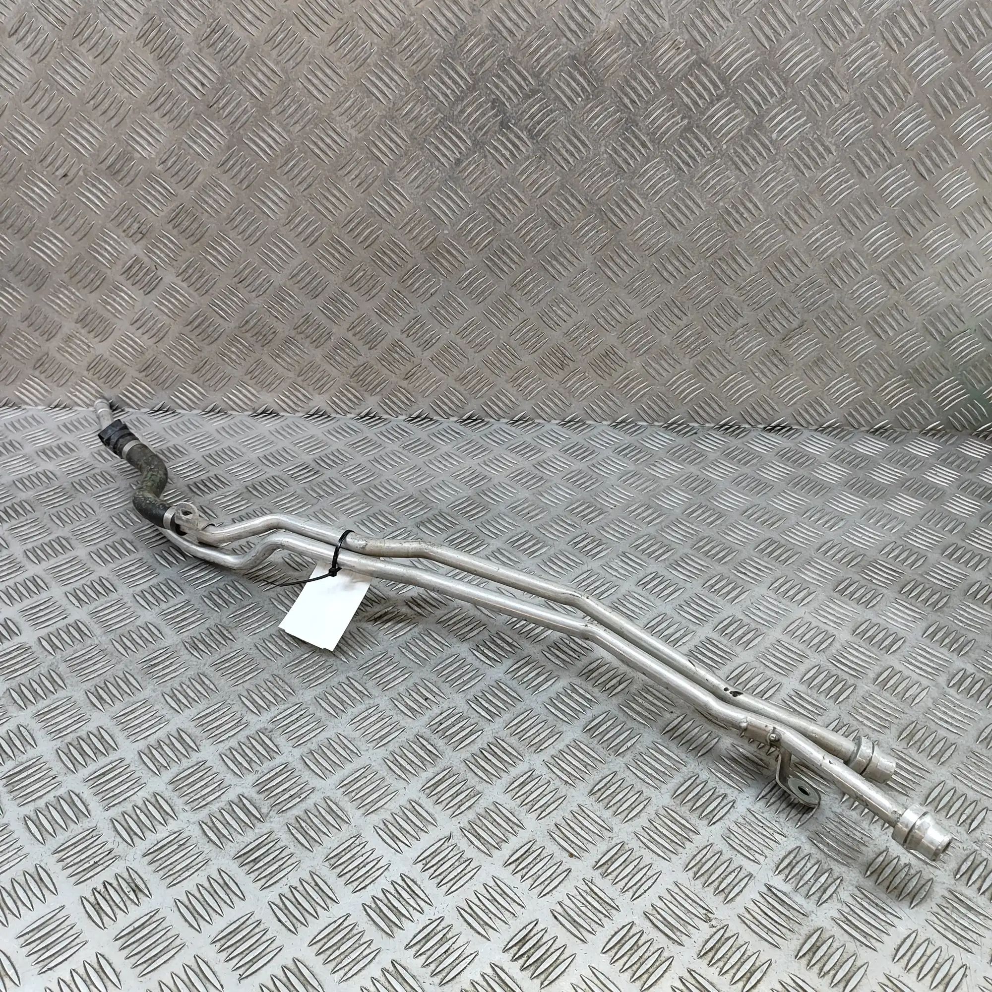 BMW X5 (F15) Coolant hose Coolant hose — BMW X5 (F15, F85) (2012-2018) — ...
