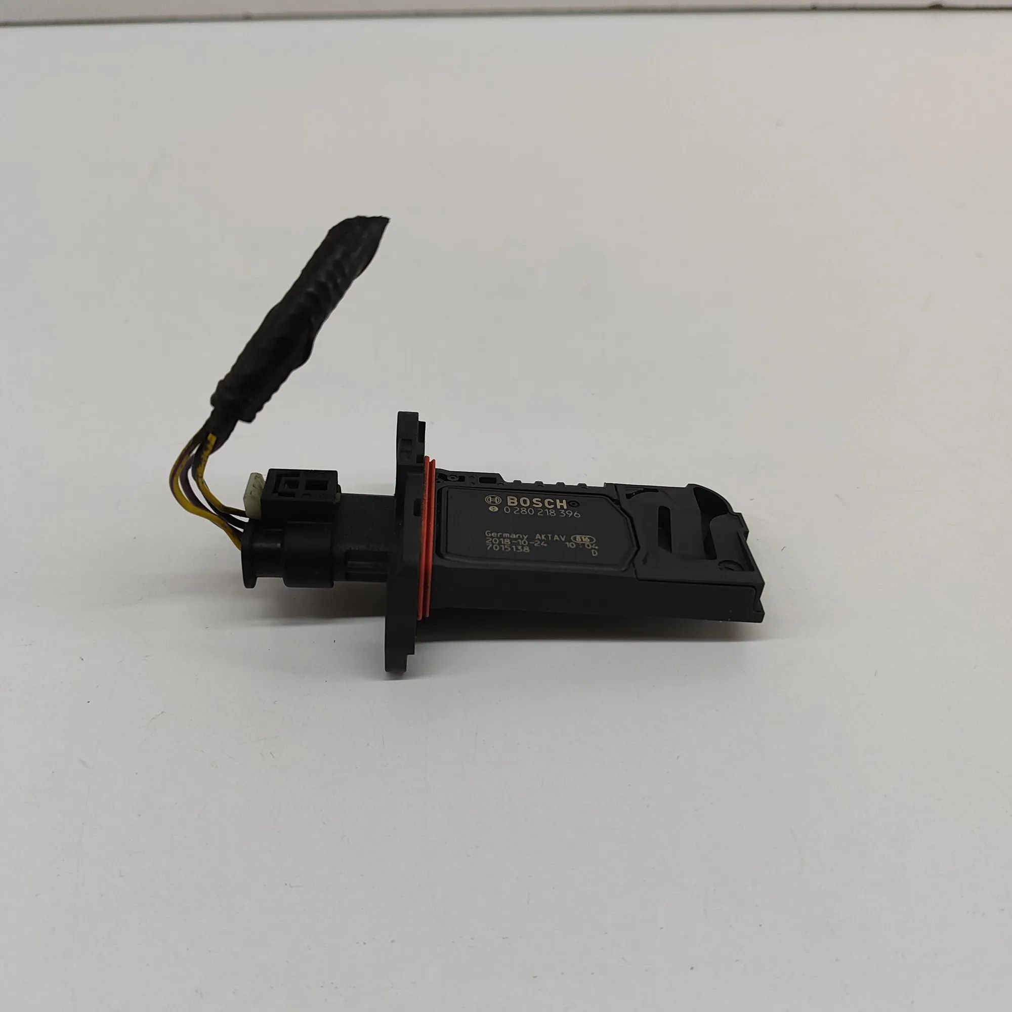 Land Rover Range Rover Sport (L494) Mass airflow sensor (MAF) Mass airflow sensor (MAF) — LAND ROVER RANGE RO...