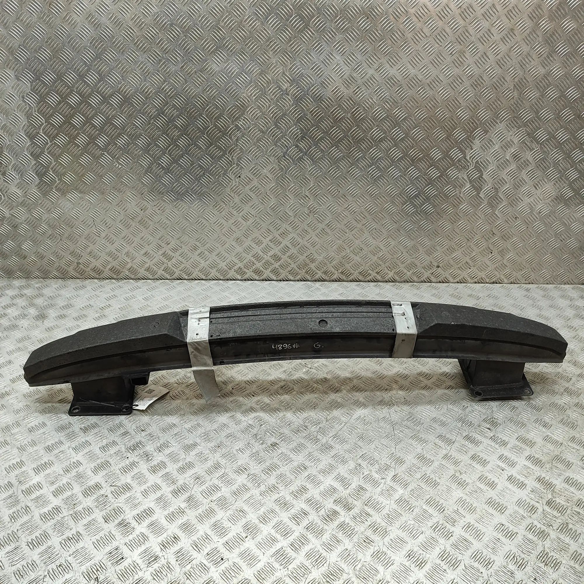 Volkswagen Phaeton Rear Crash Reinforcement Bar Rear Crash Reinforcement Bar — VW PHAETON (3D_)...