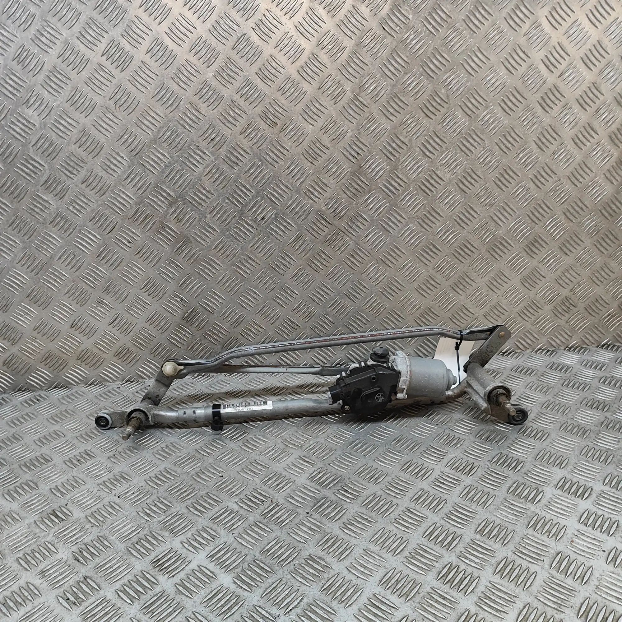 Land Rover Range Rover Sport (L494) Front Windshield Wiper Mechanism Front Windshield Wiper Mechanism — LAND ROVER R...