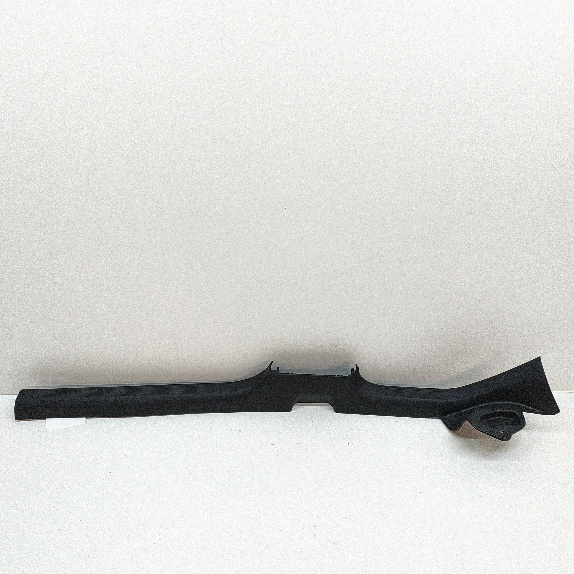 Volkswagen T-Roc Interior sill trim — front right Interior sill trim — front right — VW T-ROC (A1...