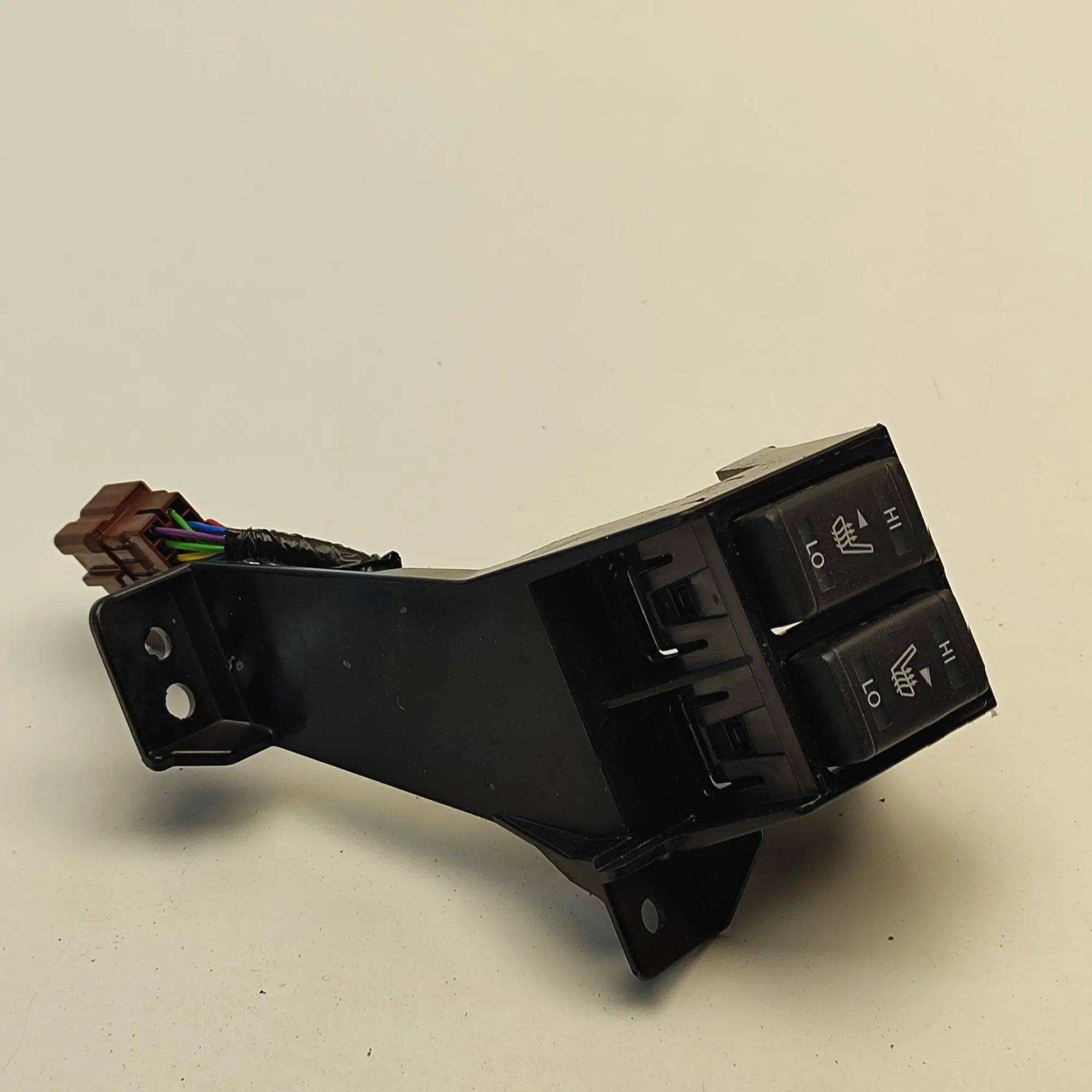 Nissan Leaf Seat heating switch Seat heating switch — NISSAN LEAF (ZE1) (2017-....