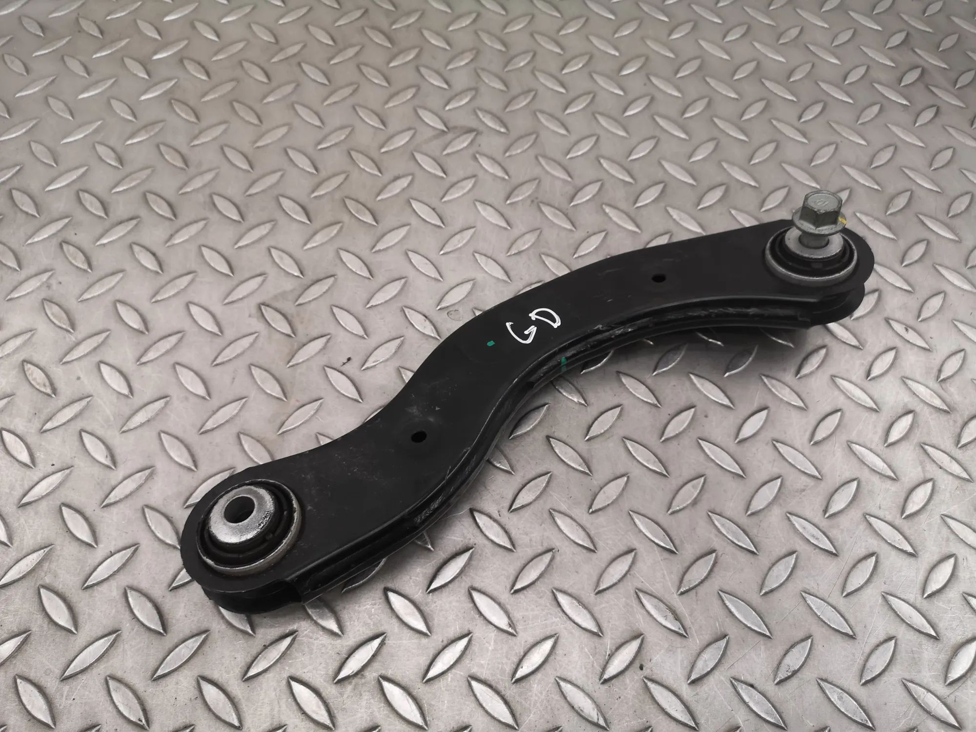 Kia EV6 Control arm — rear right Control arm — rear right — KIA EV6 (CV) (2021-....