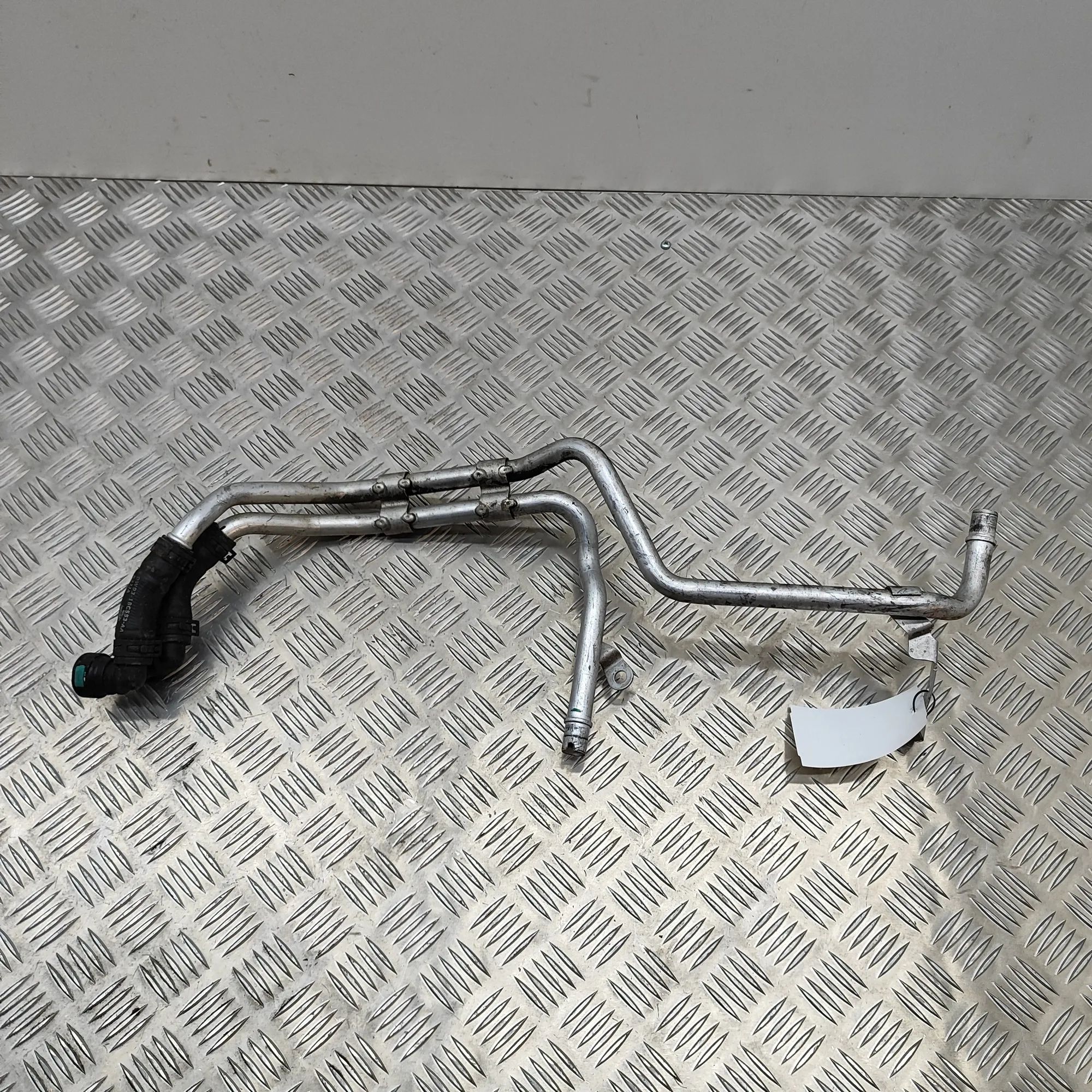 Jaguar XJ Jahutuslõdviku kolmik Coolant hose — JAGUAR XJ (X351) (2009-...) — DW...