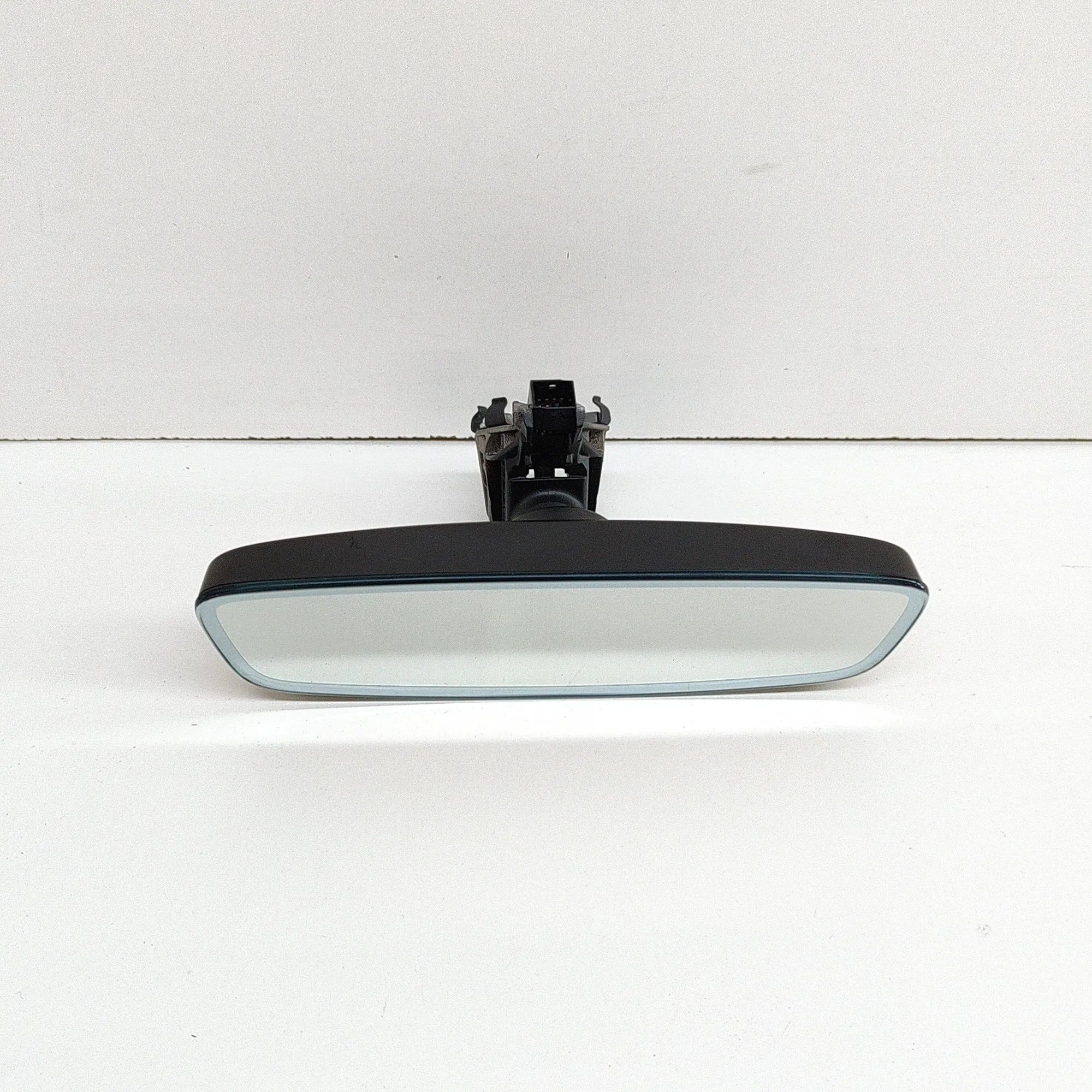 Audi Q4 e-tron Interior Rear View Mirror Interior Rear View Mirror — AUDI Q4 (SUV F4B) (...