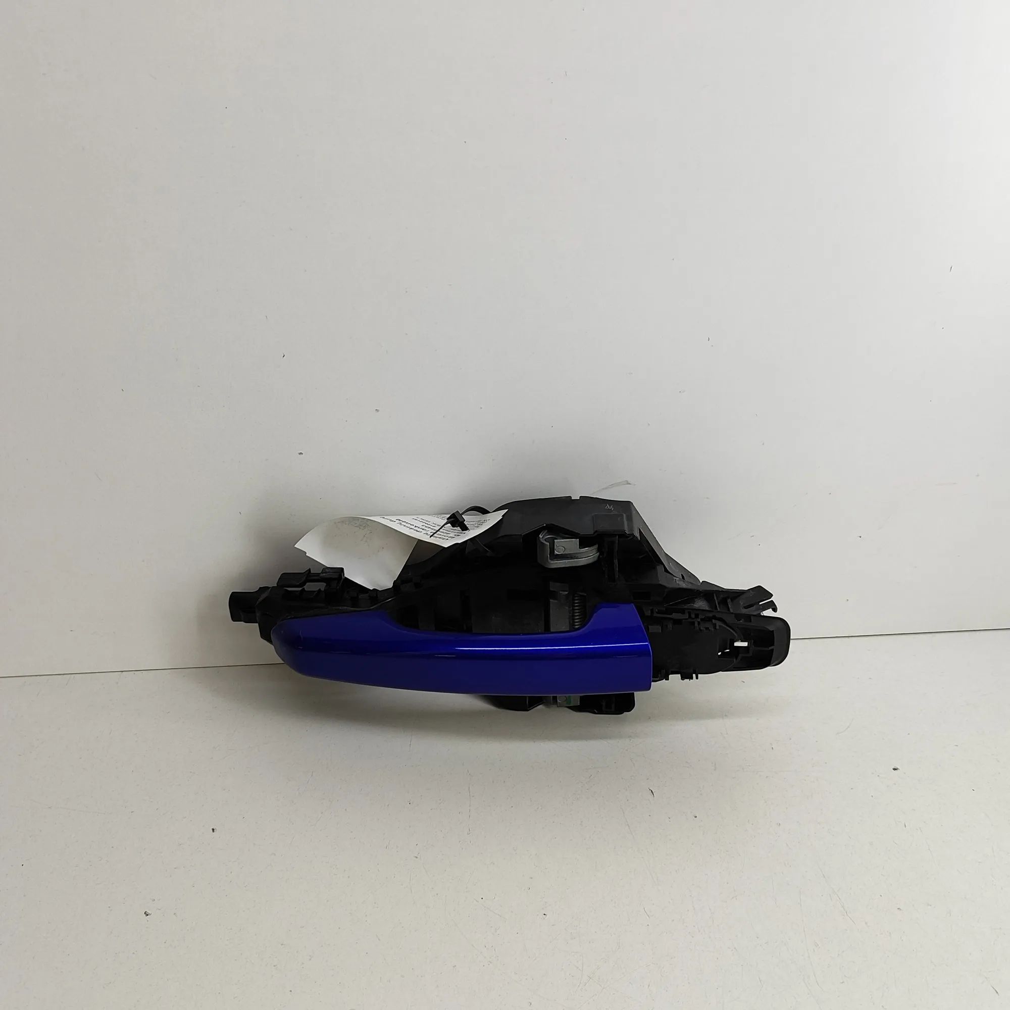 Jaguar XE Exterior door handle — rear right Exterior door handle — rear right — JAGUAR XE (...
