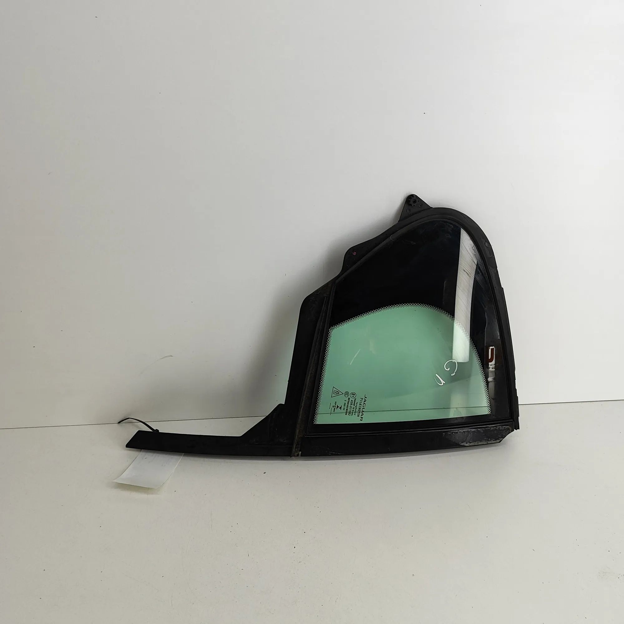 Jaguar XE Right rear door window Right rear door window — JAGUAR XE (X760) (2015...