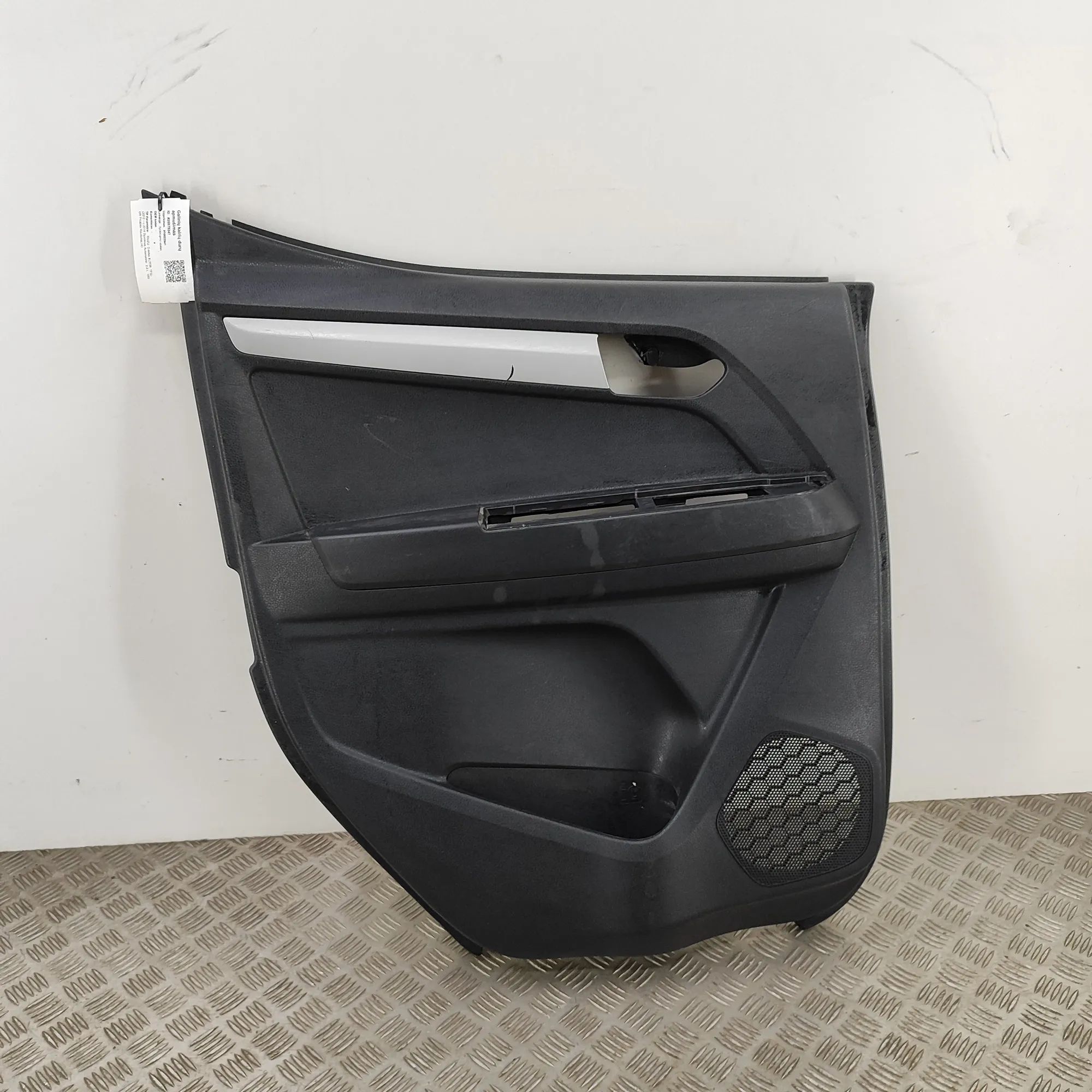 Isuzu D-Max Rear Left Door Panel Rear Left Door Panel — ISUZU D-MAX (II TFR, TFS...