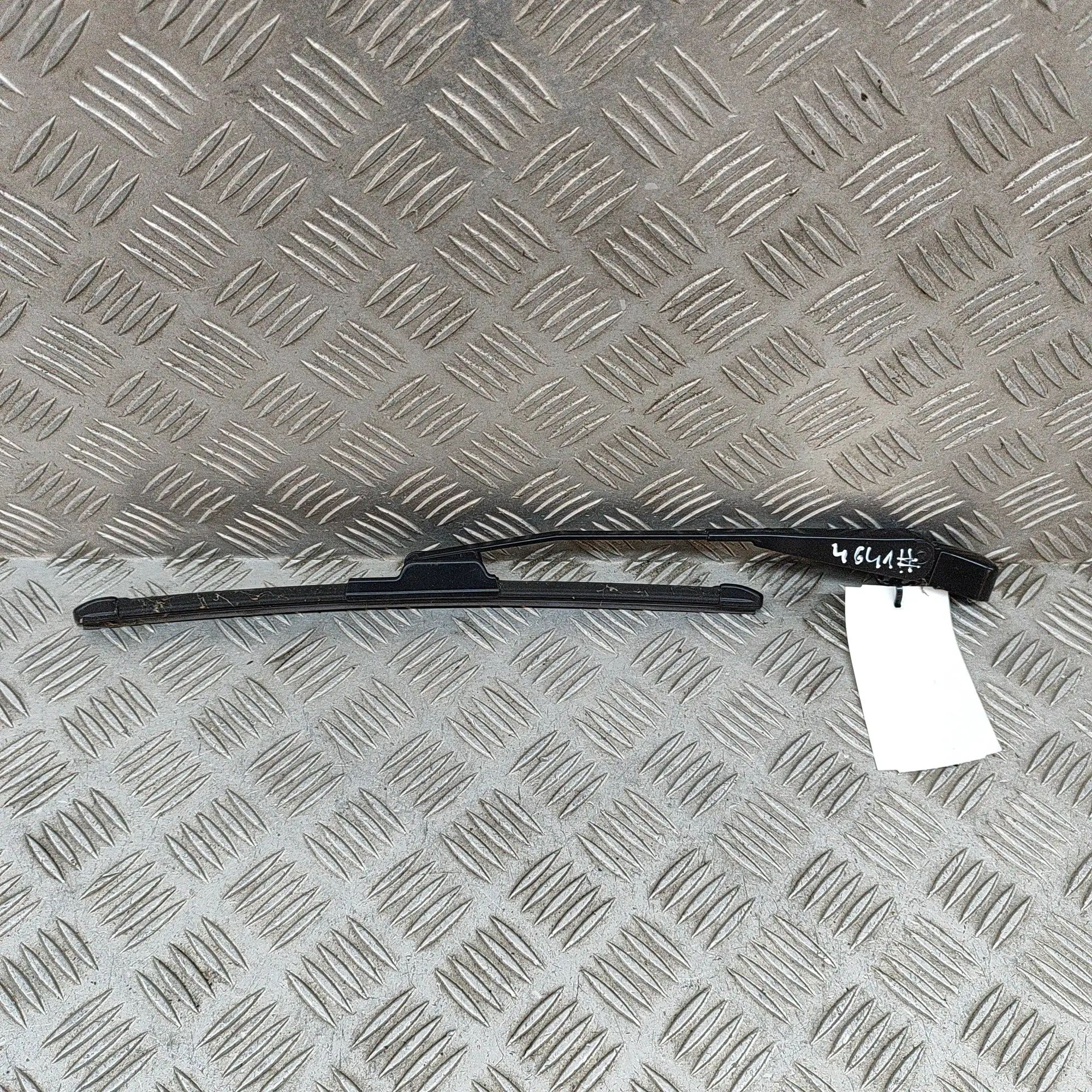 Honda Civic Window wiper arm — rear Window wiper arm — rear — HONDA CIVIC (X Hatchb...