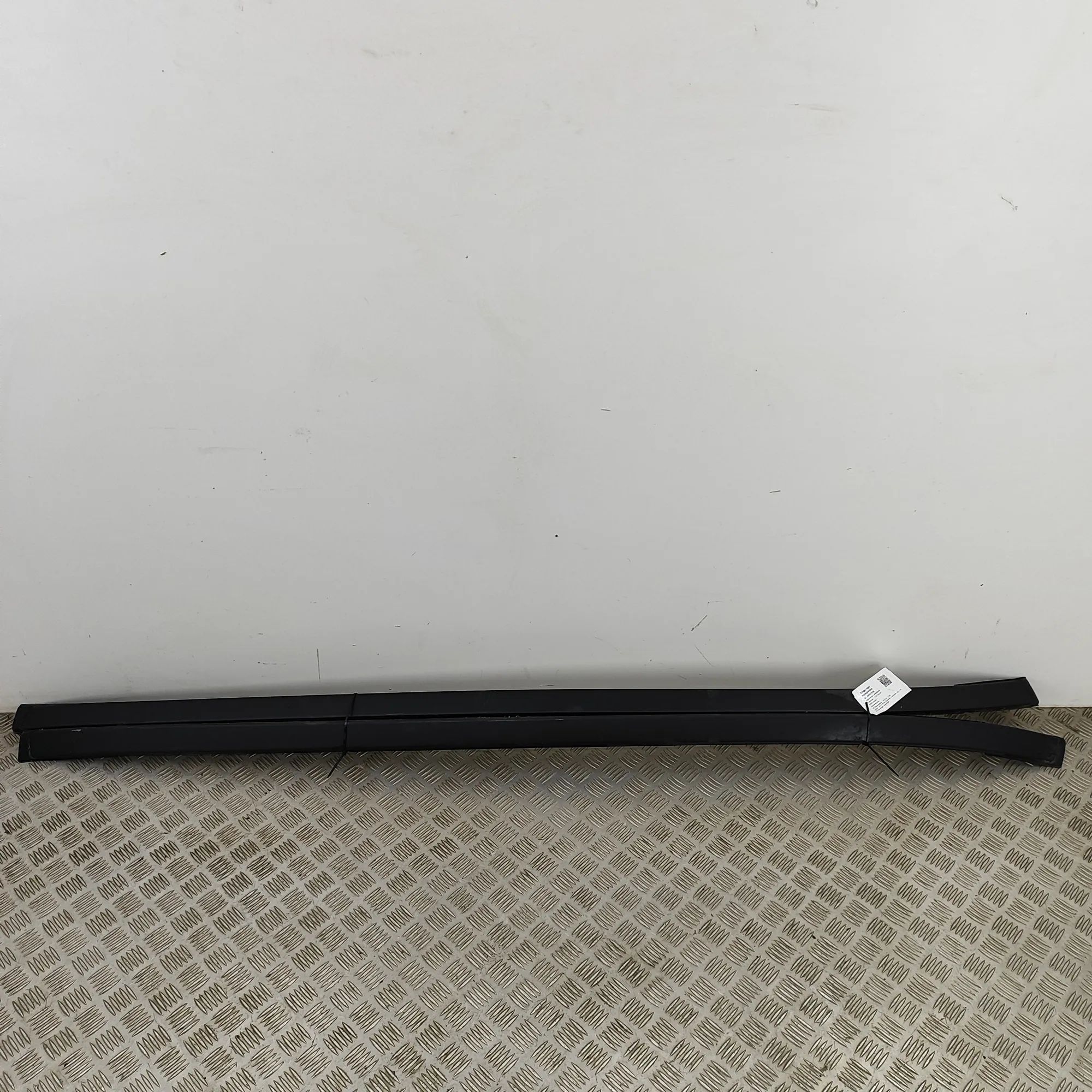 Volvo XC60 Roof Rails Kit Roof Rails Kit — VOLVO XC60 (2008-2017) — 30754...