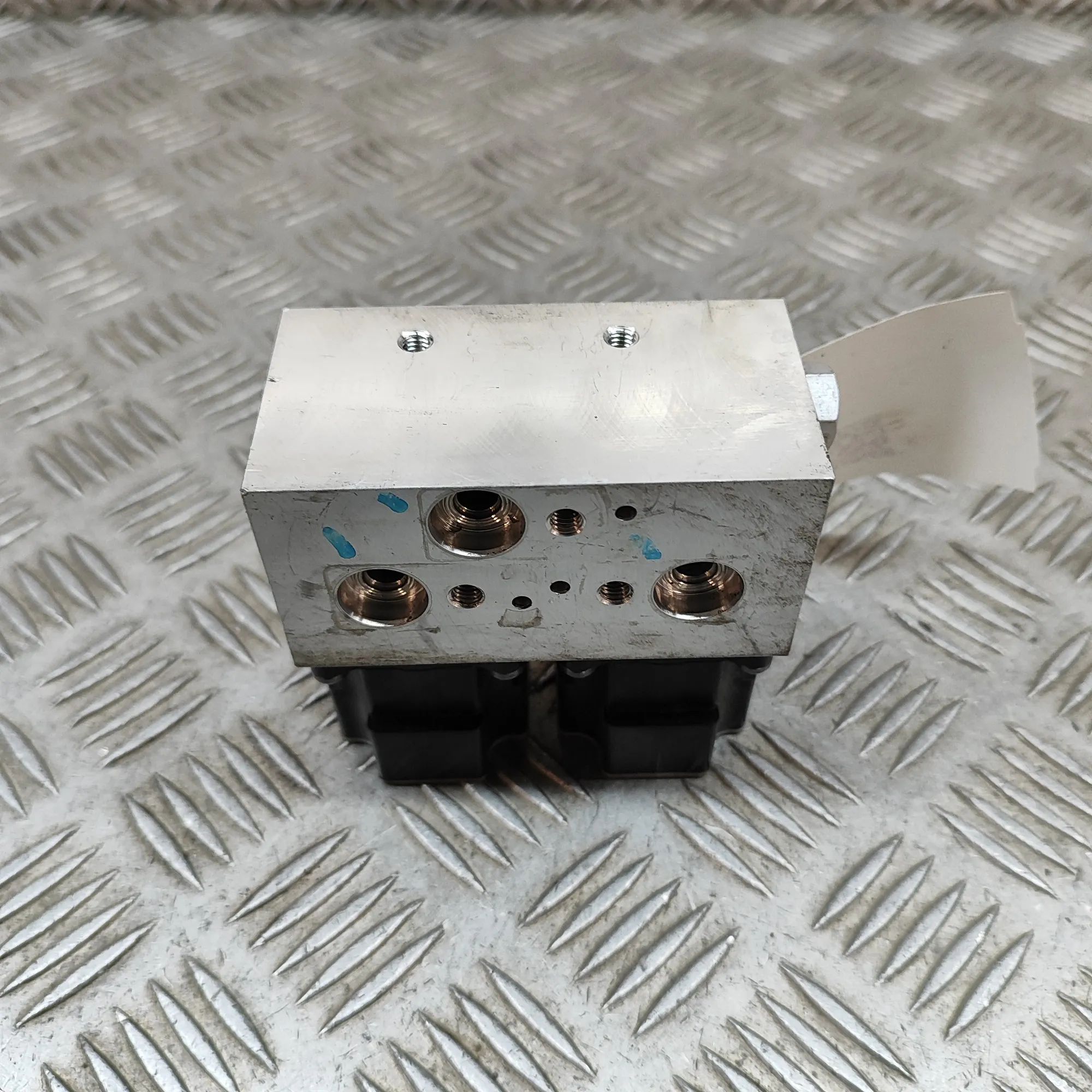 Audi Q4 e-tron Air-conditioning expansion valve Air-conditioning expansion valve — AUDI Q4 (Spo...