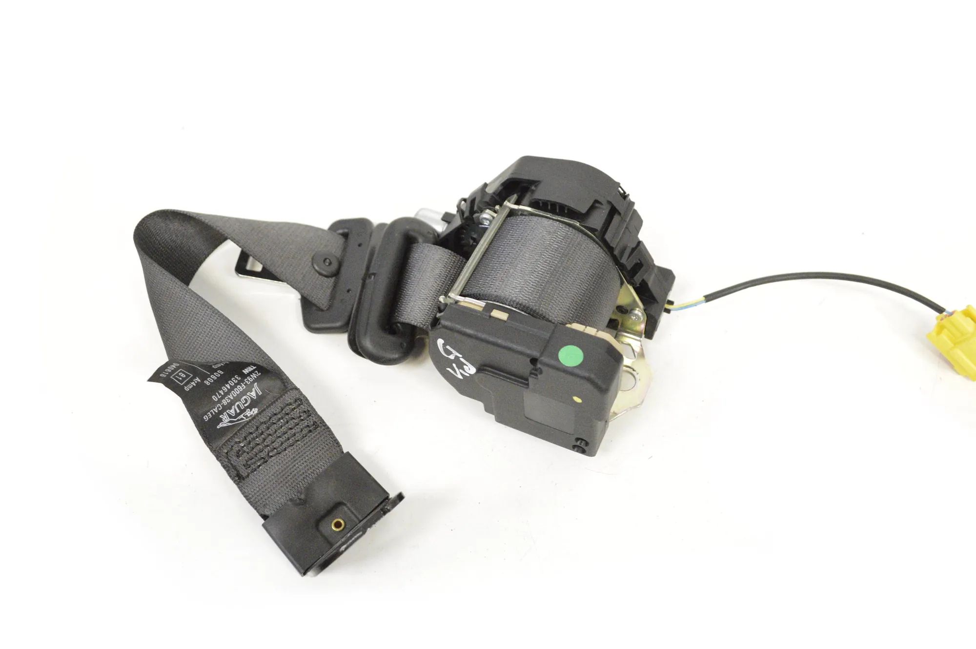 Jaguar XJ Rear Middle Seatbelt Rear Middle Seatbelt — JAGUAR XJ (X350) (2003-2...