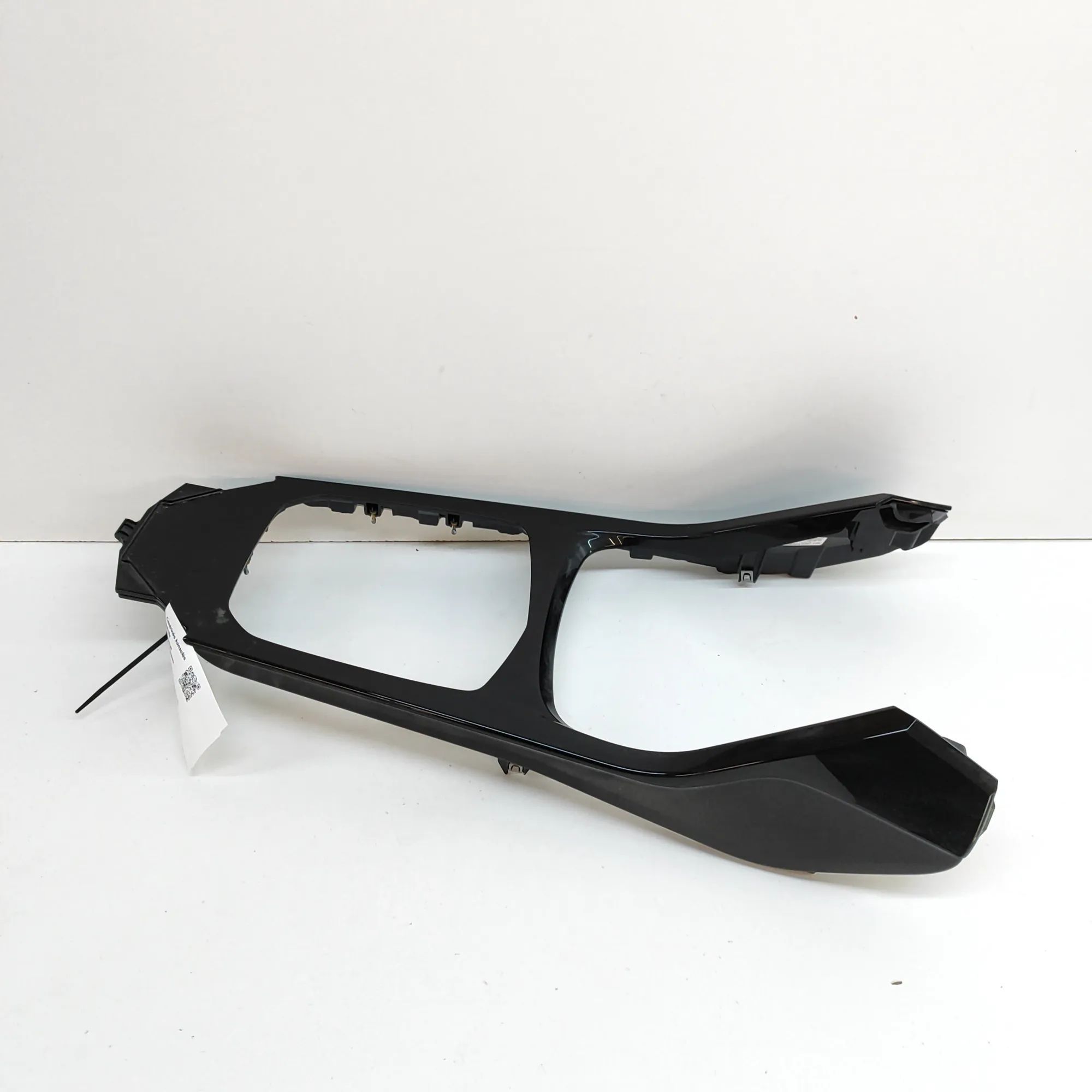 BMW 2 (F44) Centre console trim Centre console trim — BMW 2 SERIES (Gran Coupe ...