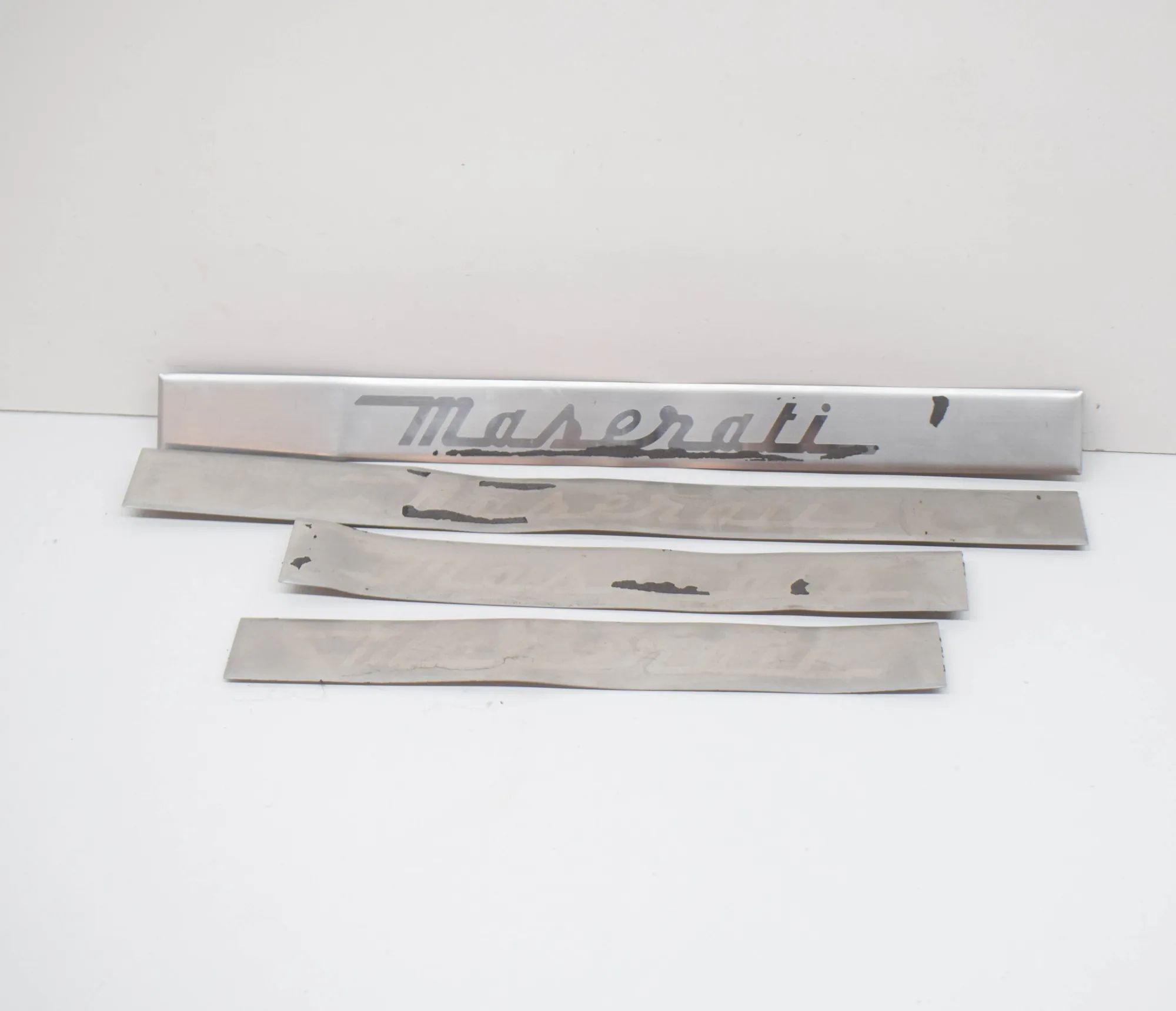 Maserati Quattroporte Door Sill Trim Kit Door Sill Trim Kit — MASERATI QUATTROPORTE (VI)...