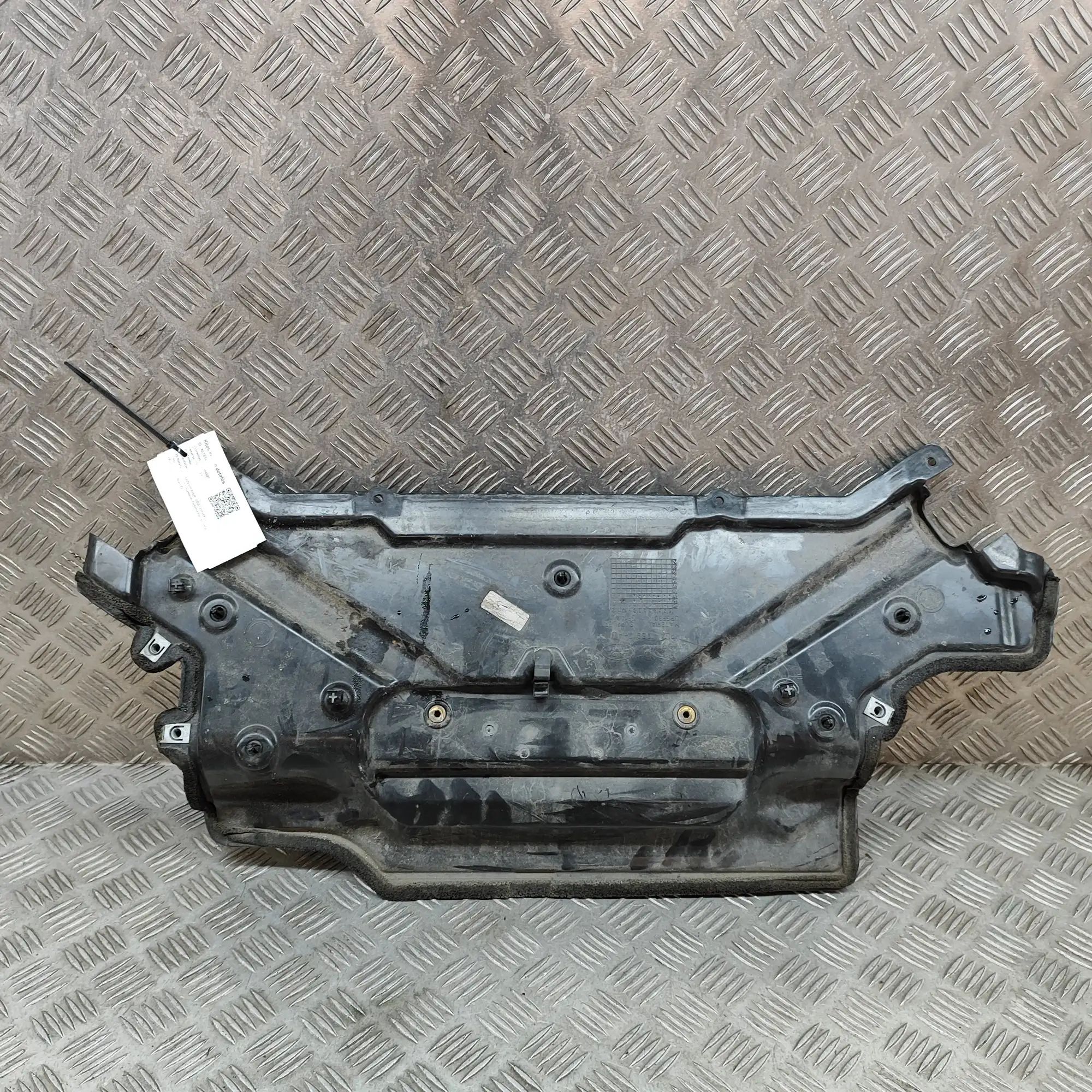 Land Rover Discovery Heat shield Heat shield — LAND ROVER DISCOVERY (V L462) (20...