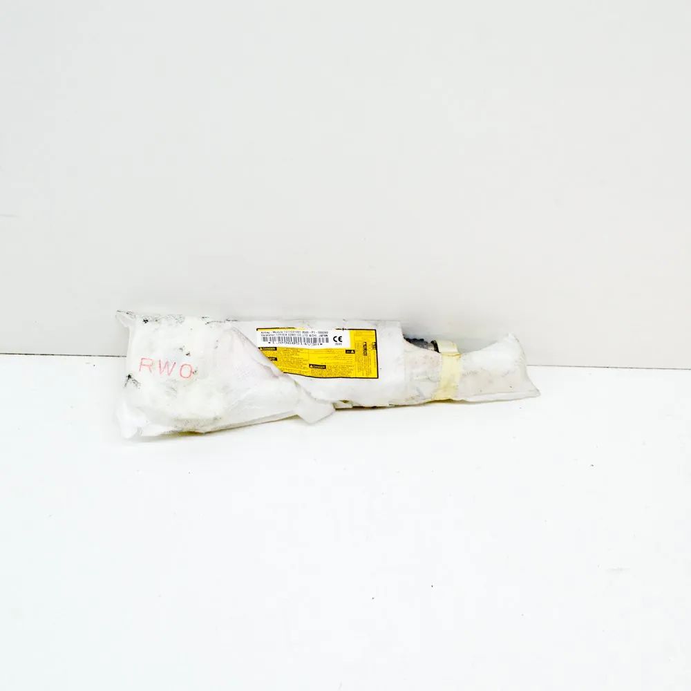 Toyota Auris Seat airbag (SRS) — front right Seat airbag (SRS) — front right — TOYOTA AURIS ...