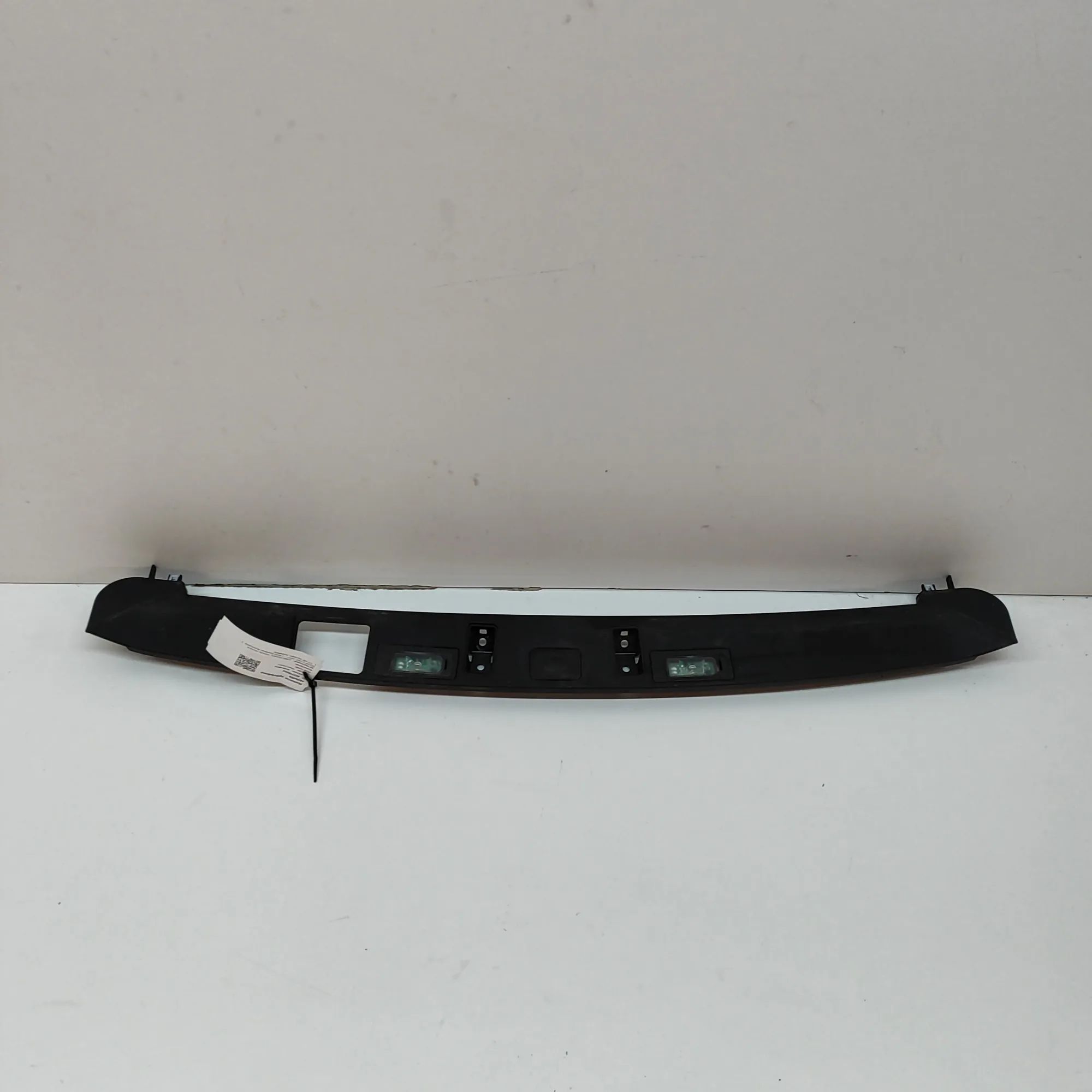 Land Rover Range Rover Velar Trim Number Plate Light Trim Number Plate Light — LAND ROVER RANGE ROVE...