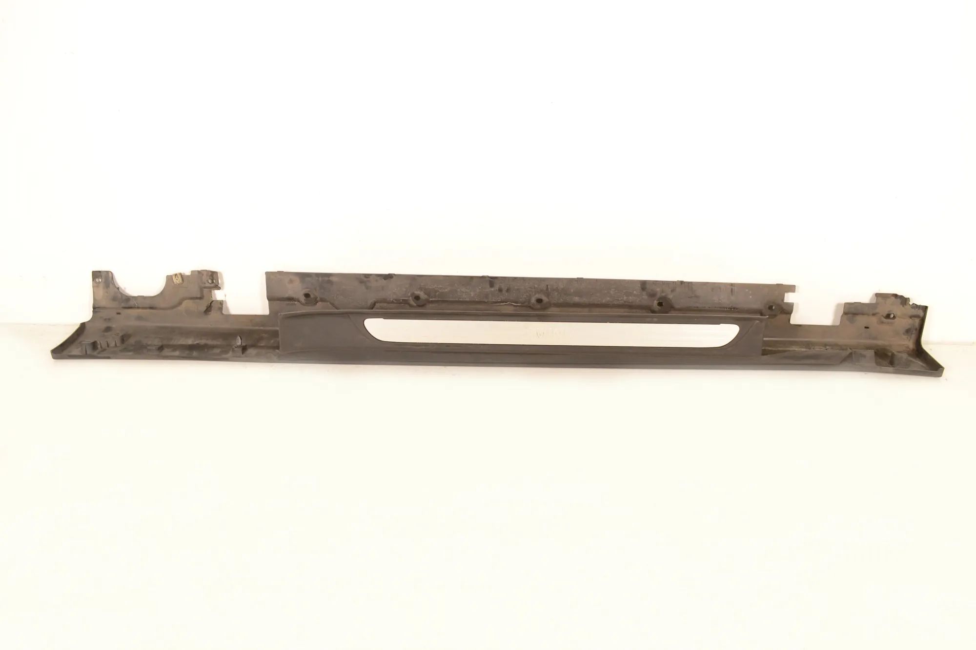 Mini One, Cooper (F55 / F56 / F57) Right Side Plastic Sideskirt Cover Right Side Plastic Sideskirt Cover — MINI COOPE...