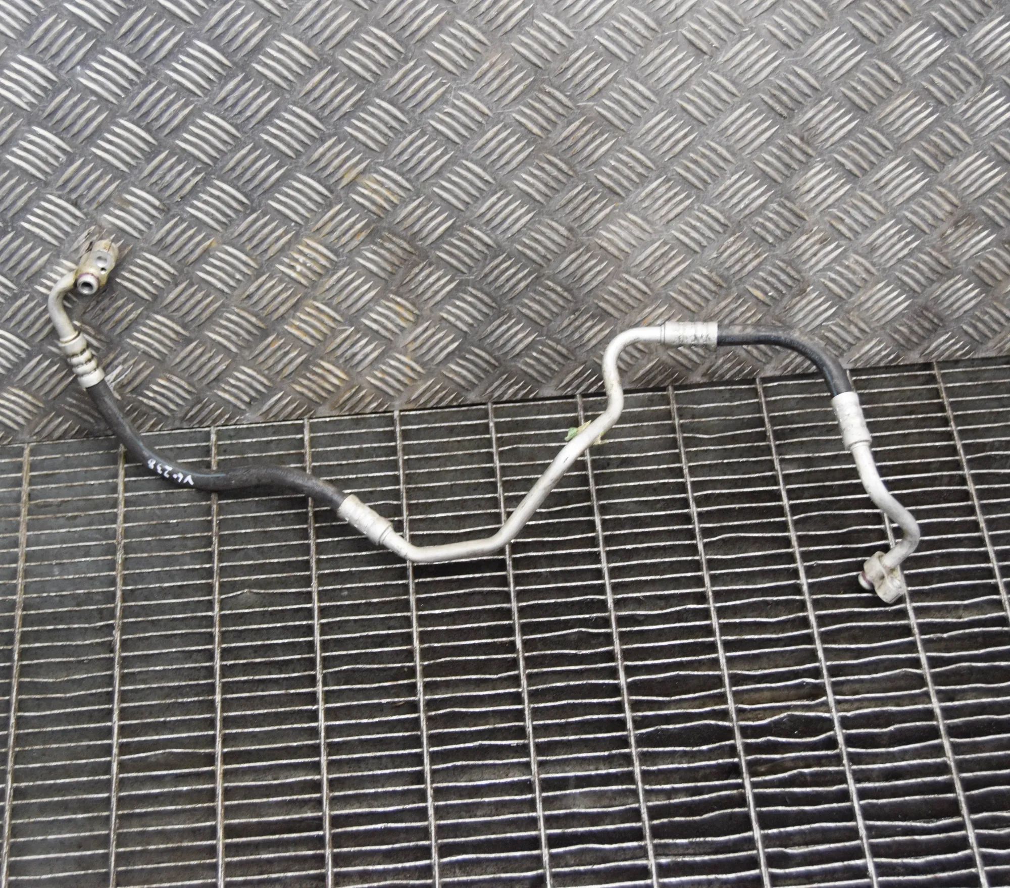 Porsche Panamera A/C Air Con Hose Pipe A/C Air Con Hose Pipe — PORSCHE PANAMERA (970) ...