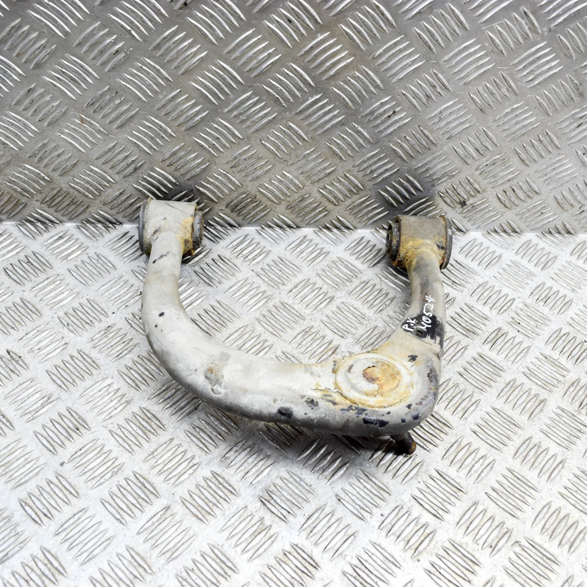 Toyota Land Cruiser 150 Front Left Upper Control Arm Front Left Upper Control Arm — TOYOTA LAND CRUI...