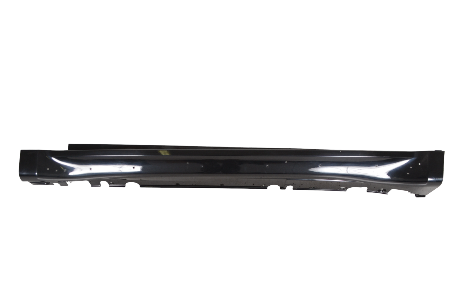 BMW X6 (E71 / E72) Left Side Plastic Sideskirt Cover Left Side Plastic Sideskirt Cover — BMW X6 (E71...