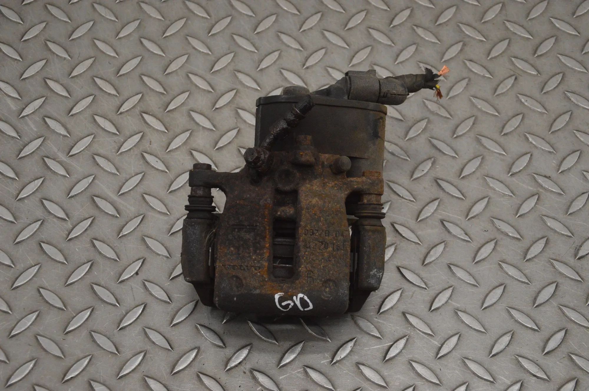 Volvo S80 Brake caliper — rear right Brake caliper — rear right — VOLVO S80 (II AS) ...